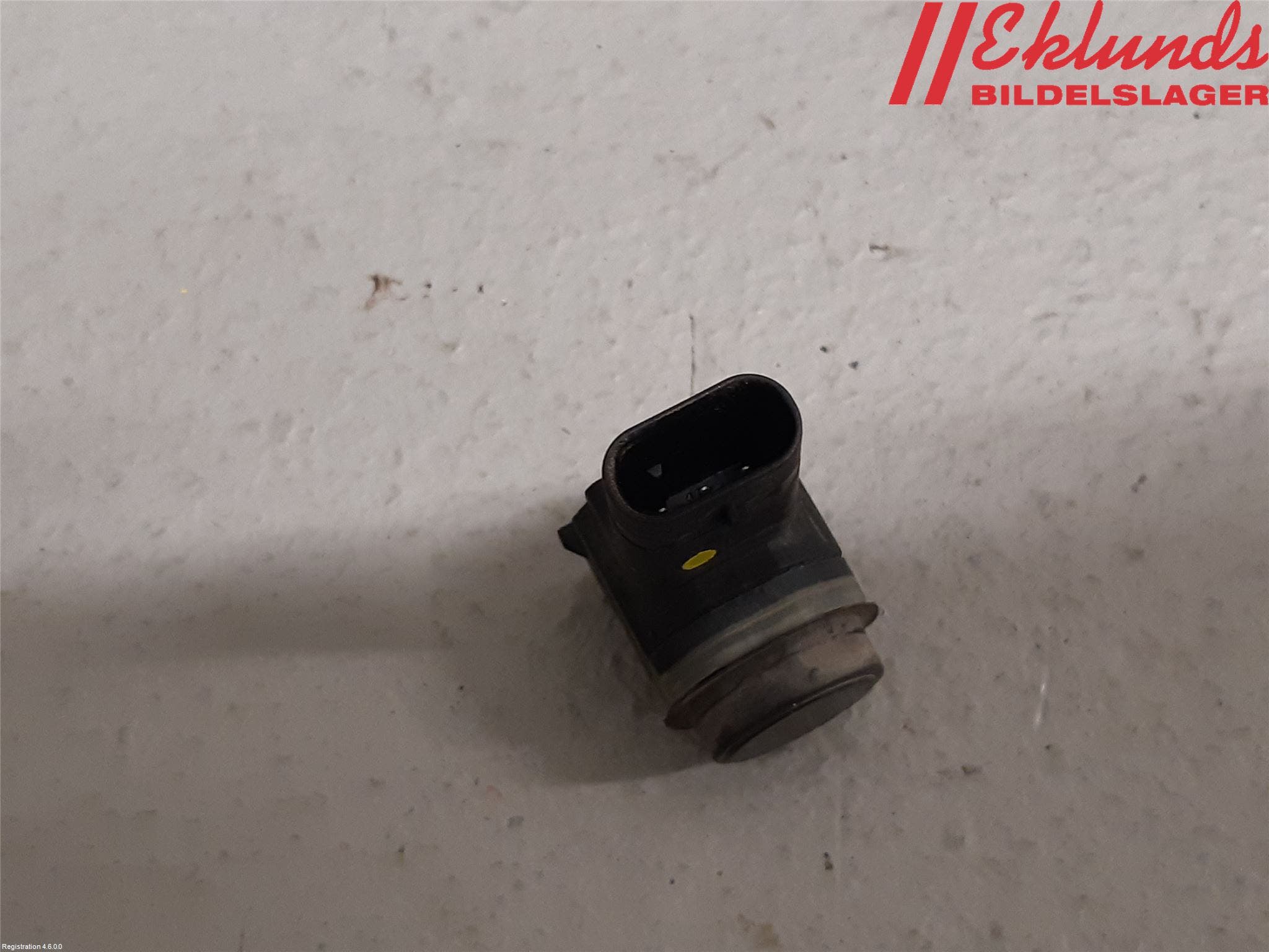 Volvo V40 CROSS COUNTRY 13-19 Parkeringshjälp Backsensor