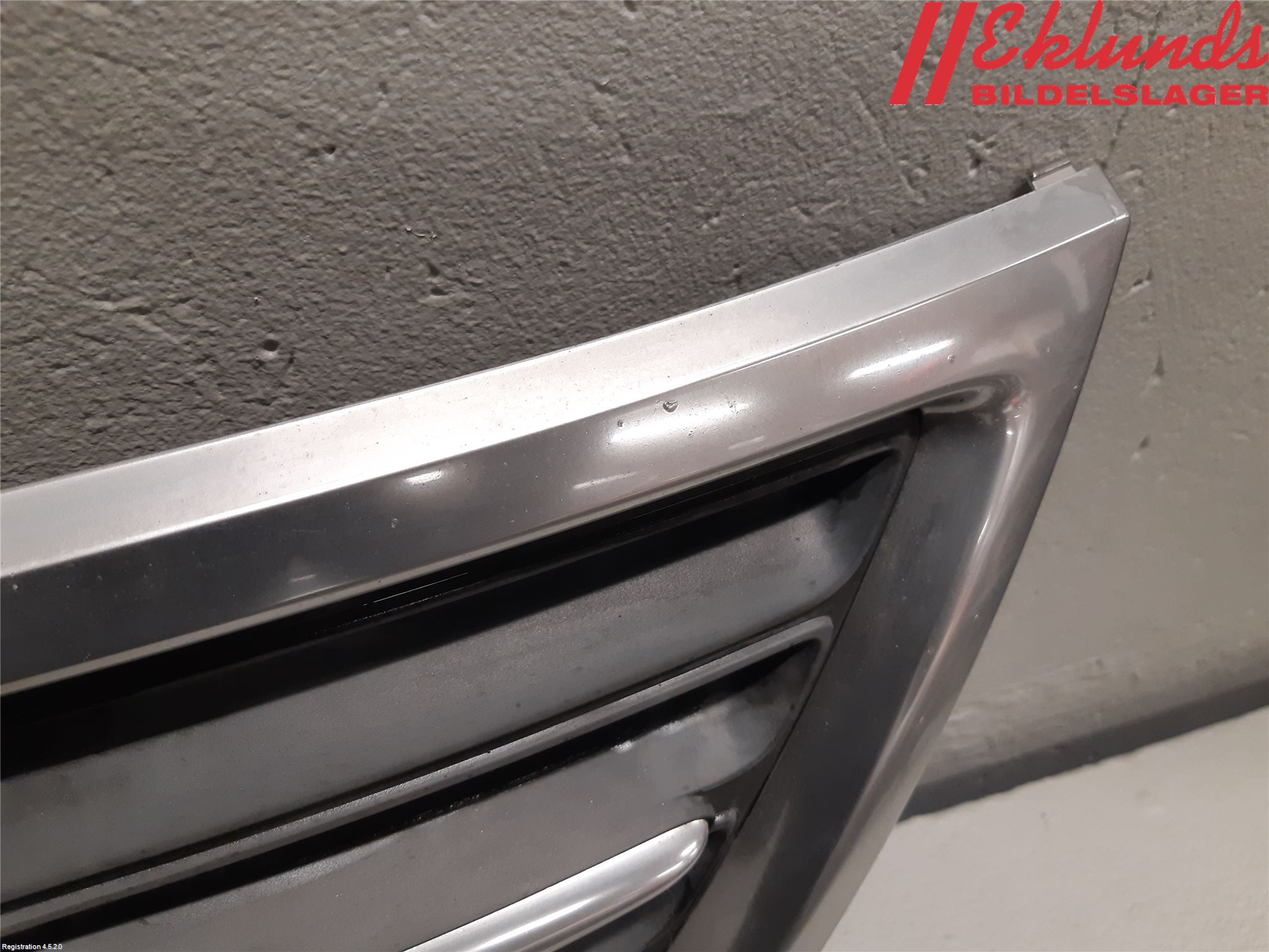 Saab 9-3 VER2/VER3 08-15 Grilldel Mitt