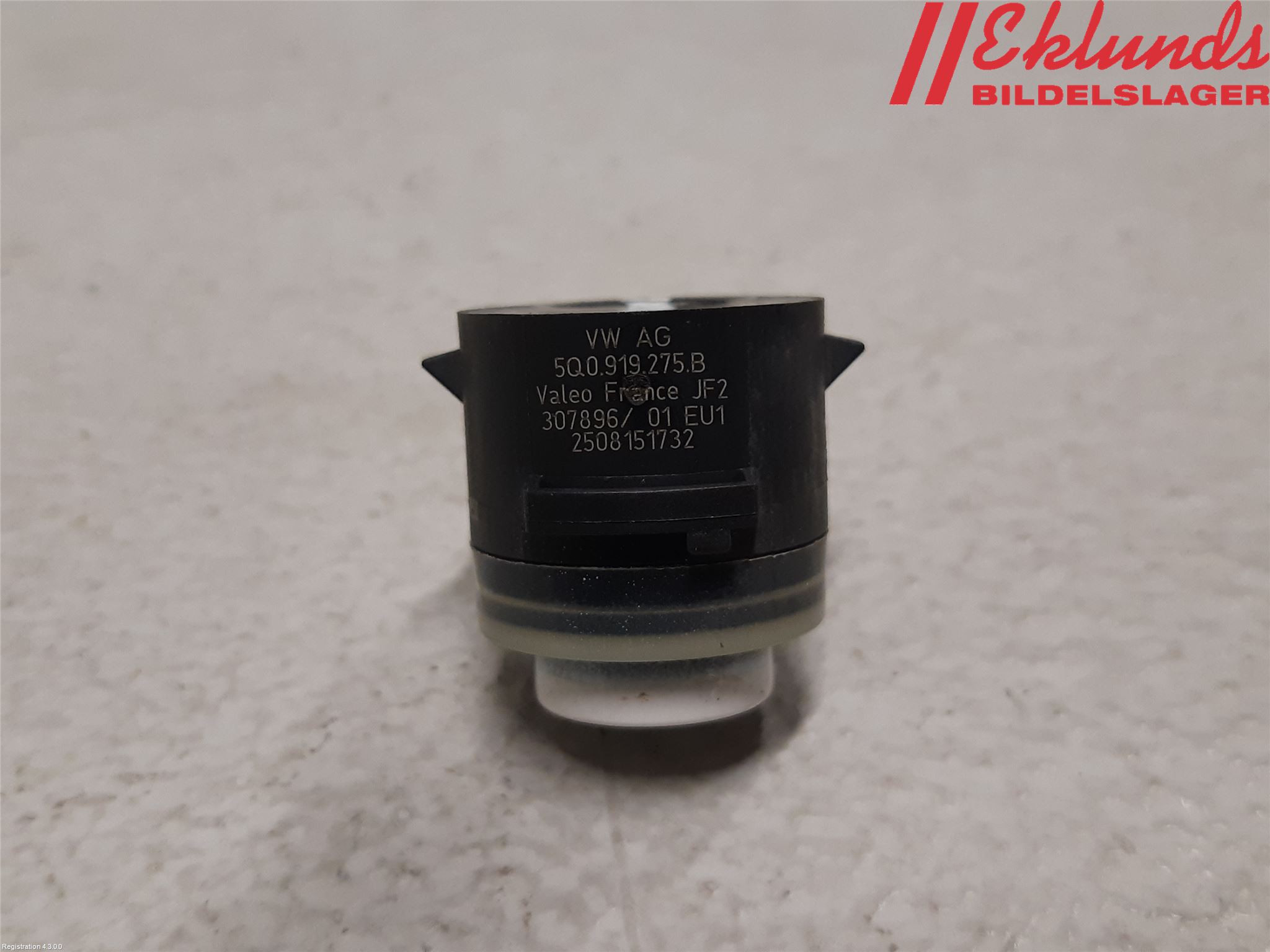 Volkswagen VW CADDY 16-20 Parkeringshjälp Frontsensor