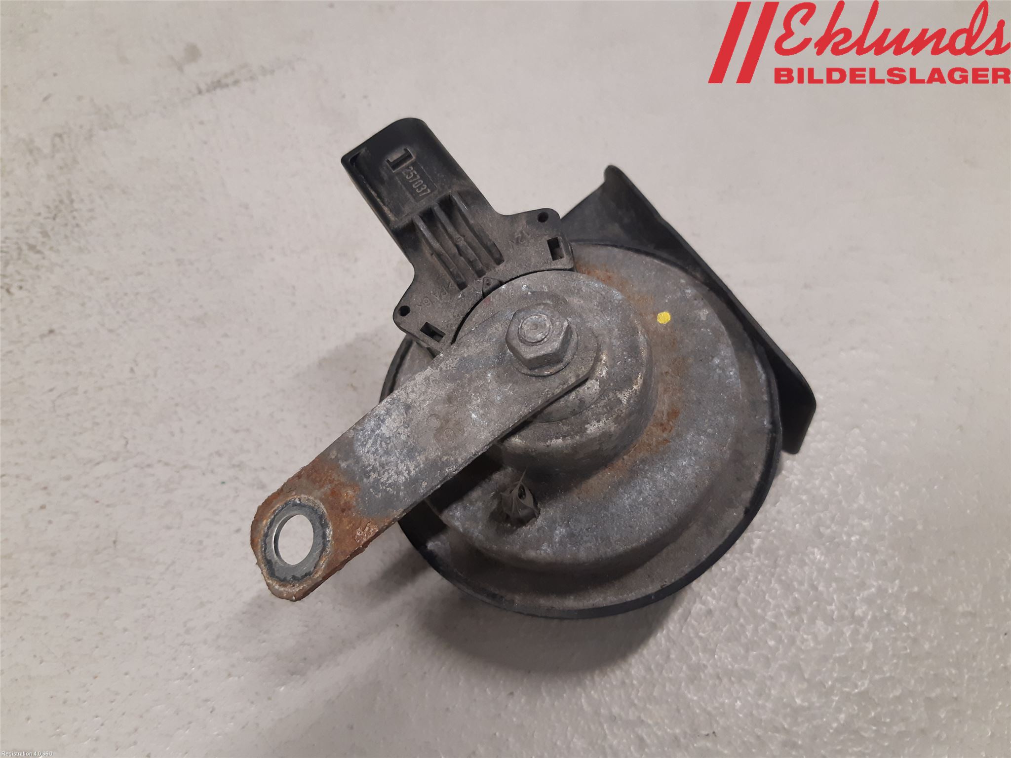 Skoda SUPERB 16-24 Signalhorn