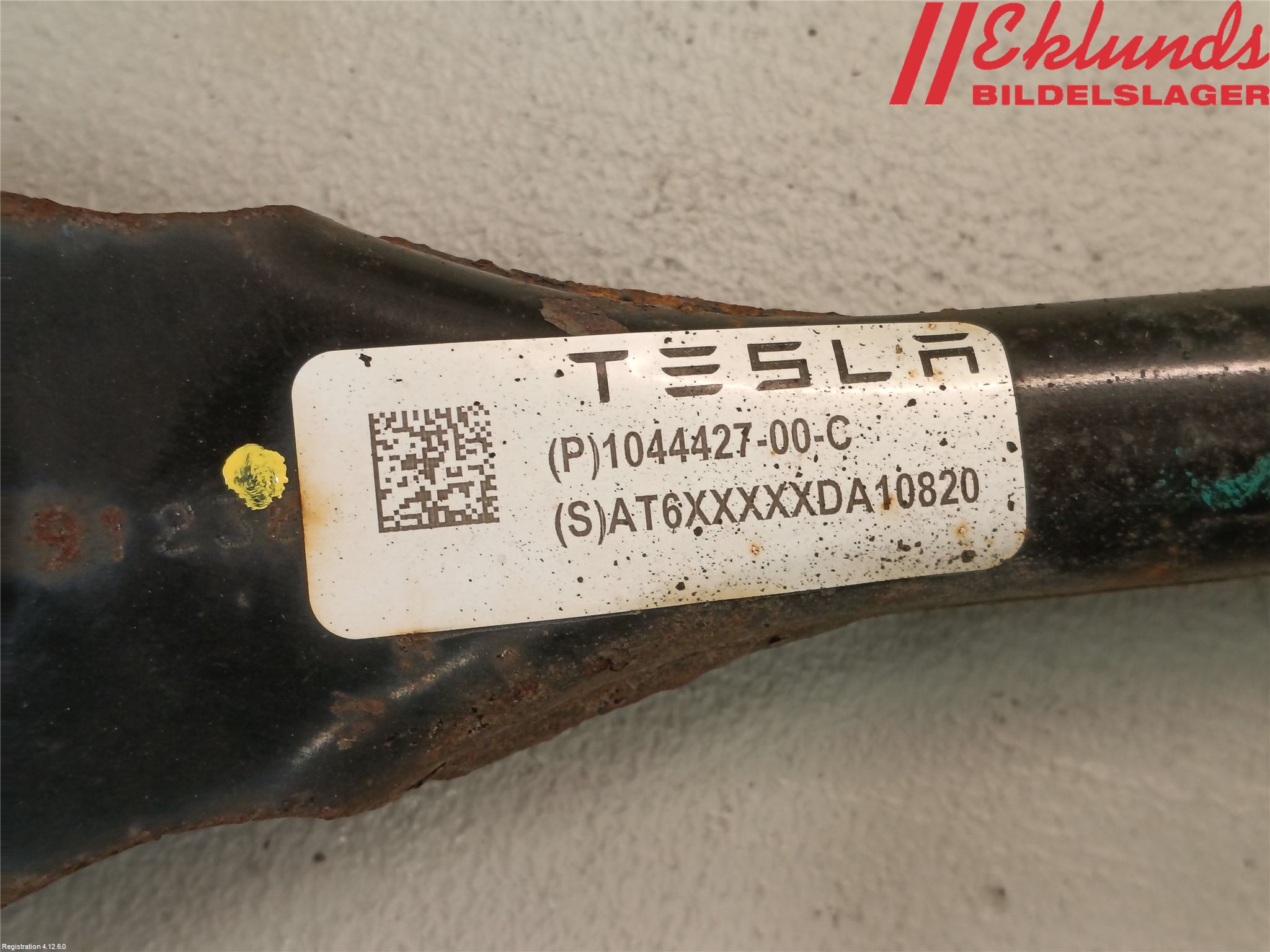 Tesla MODEL 3 17- Bärarm Bak Höger