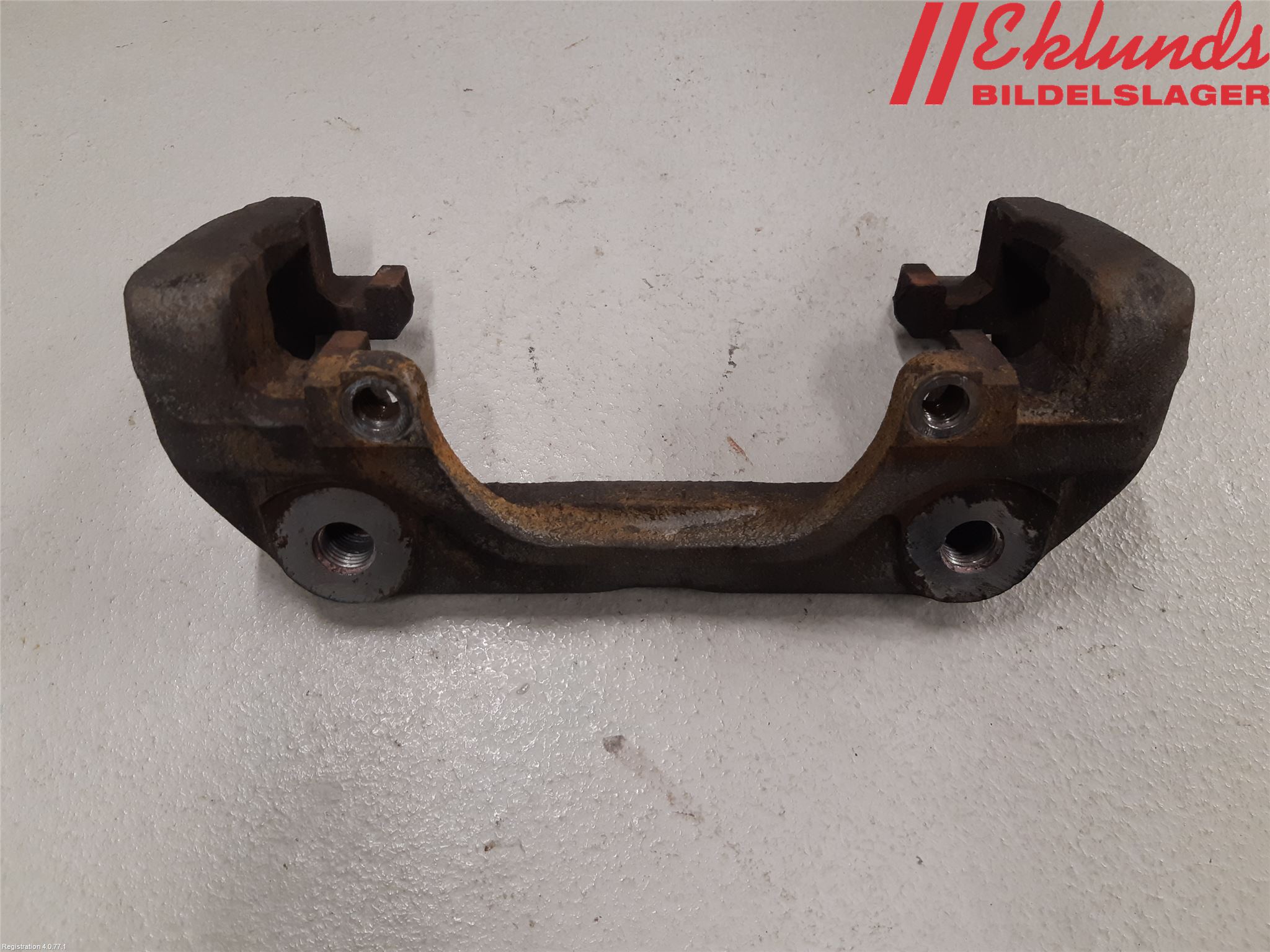 Toyota PROACE II 16- Bromsokshållare