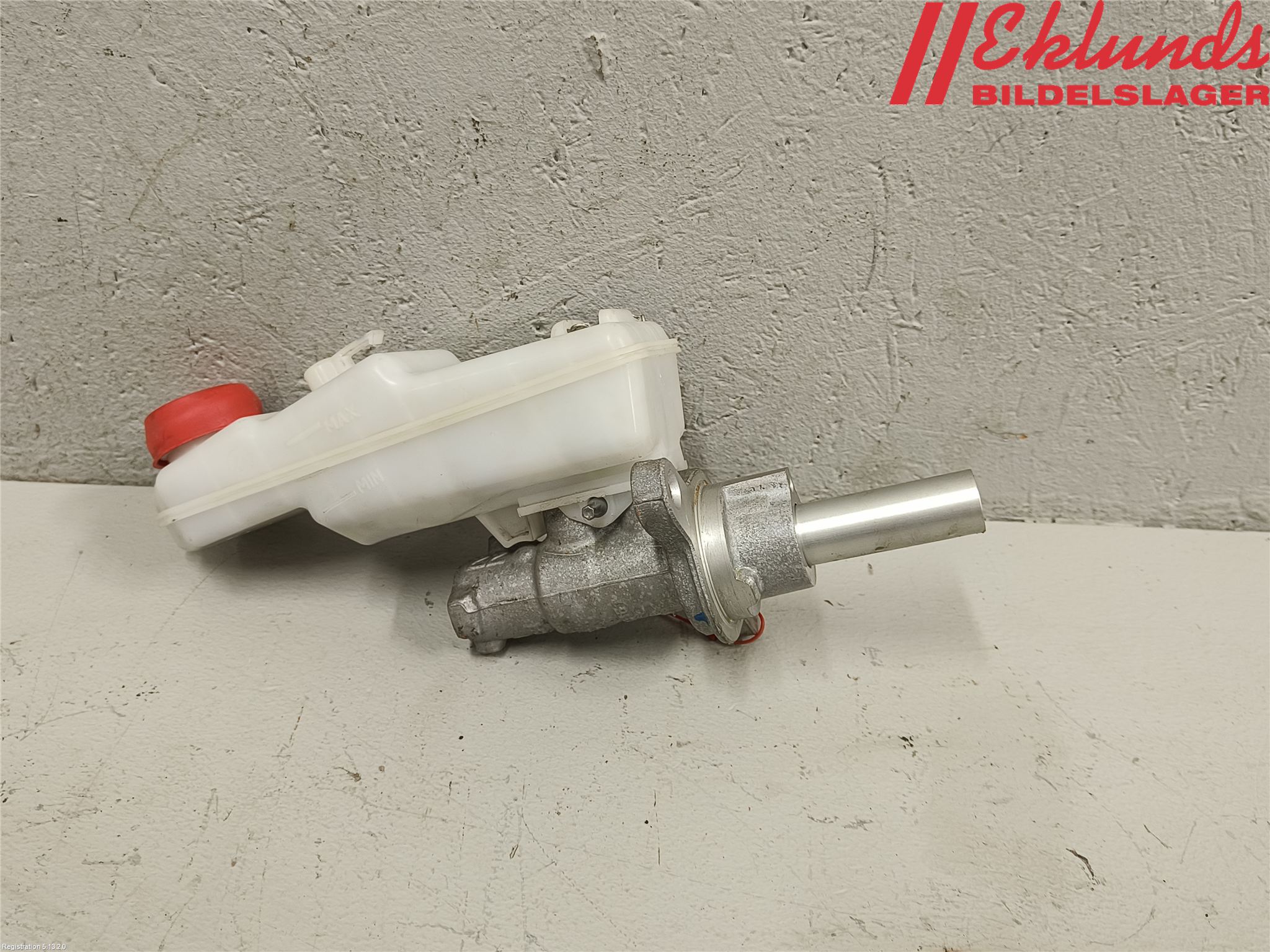 Toyota VERSO 09-18 Broms Huvudcylinder