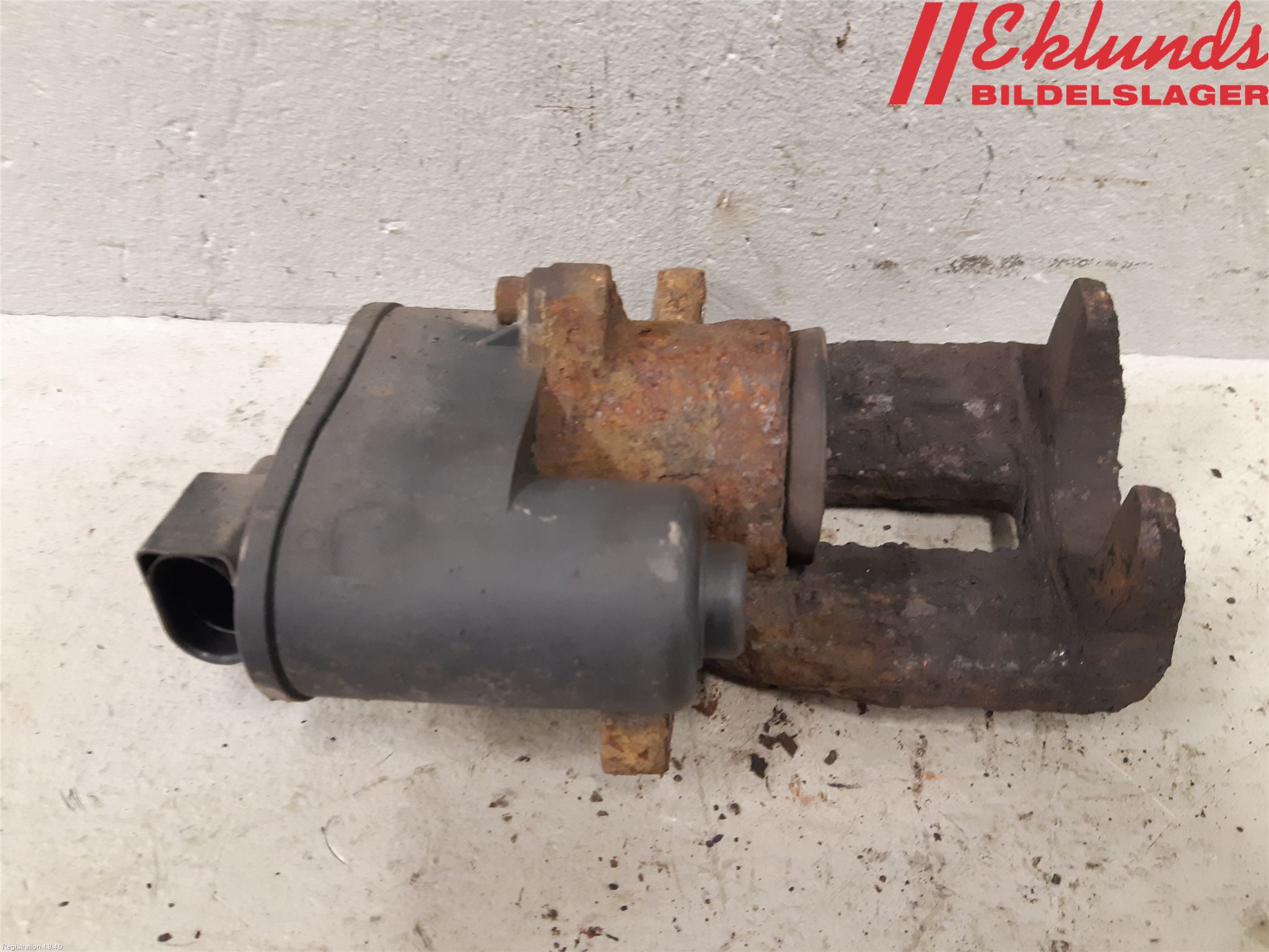 Volvo V70 14-16 Bromsok Bak Höger