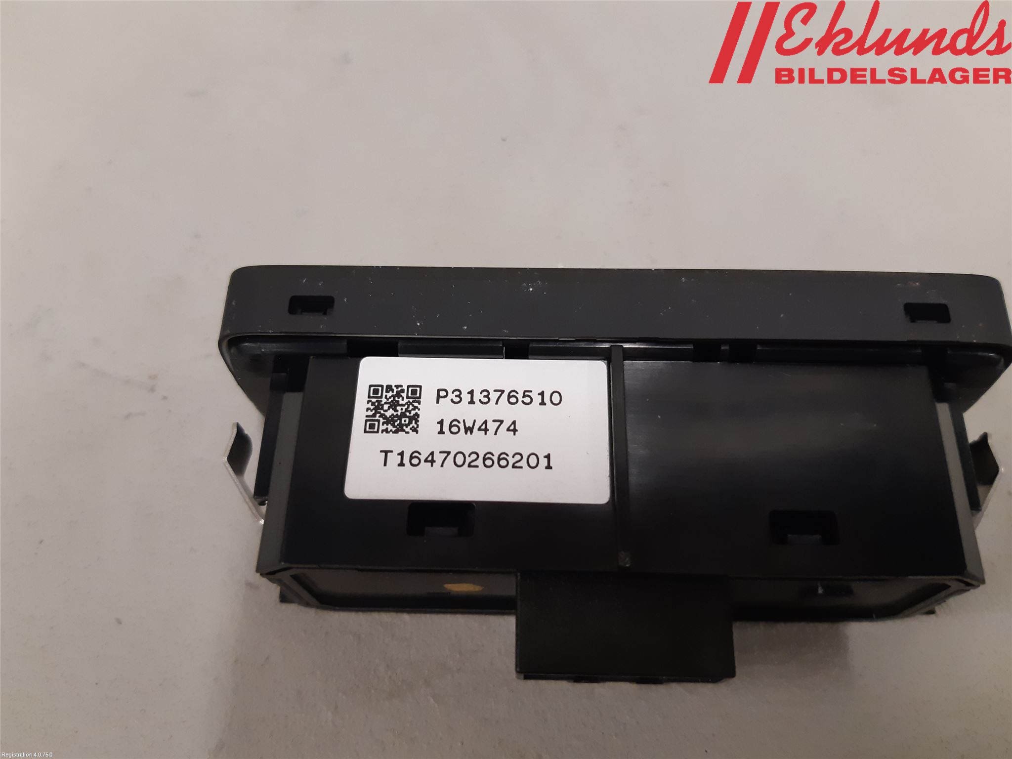 Volvo V90 17->> Strömställare Baklucka