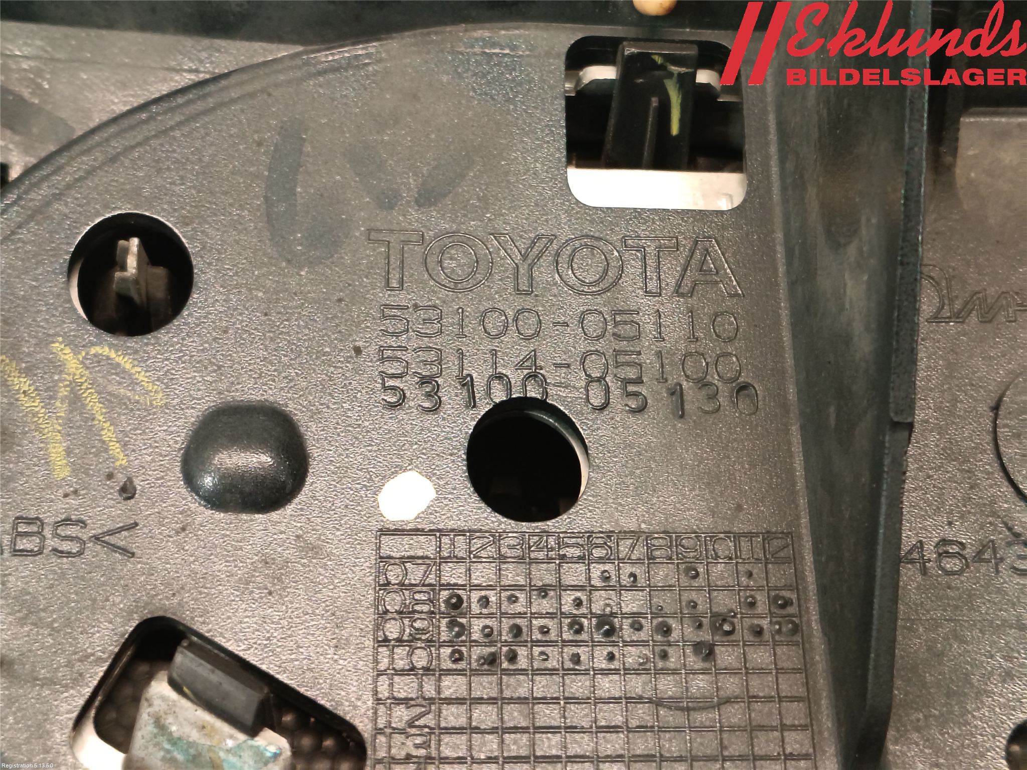 Toyota AVENSIS 09-15 Grill Komp