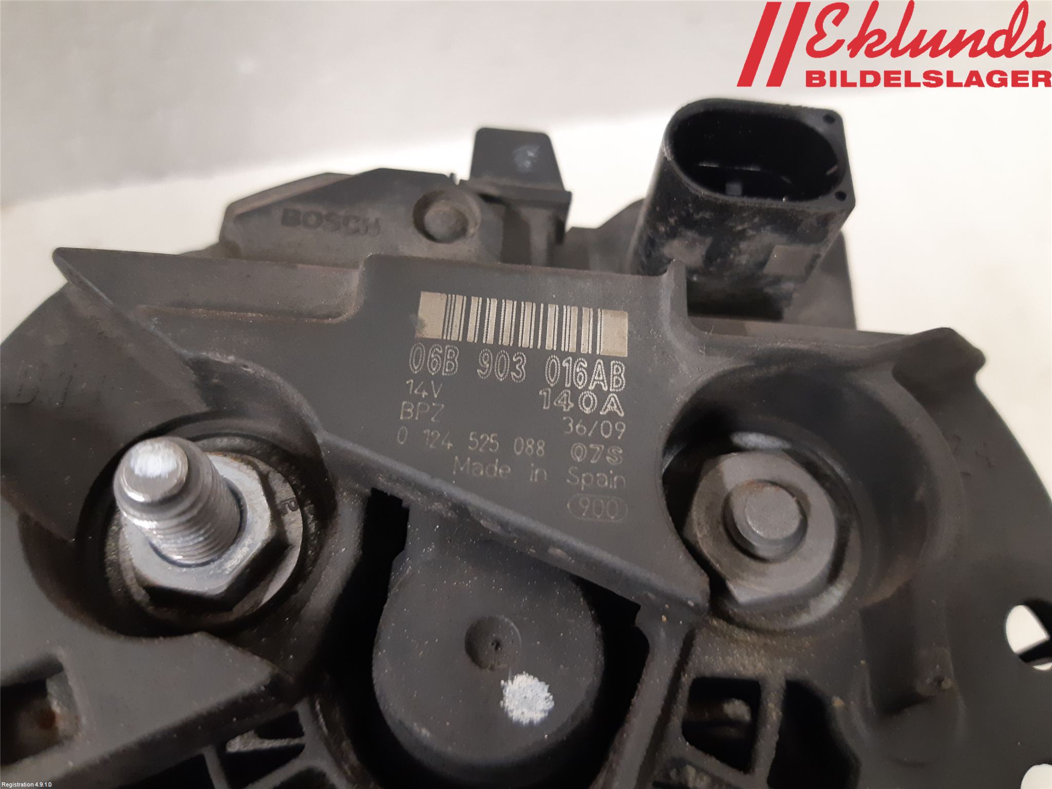 Volkswagen VW GOLF VI 09-13 Generator