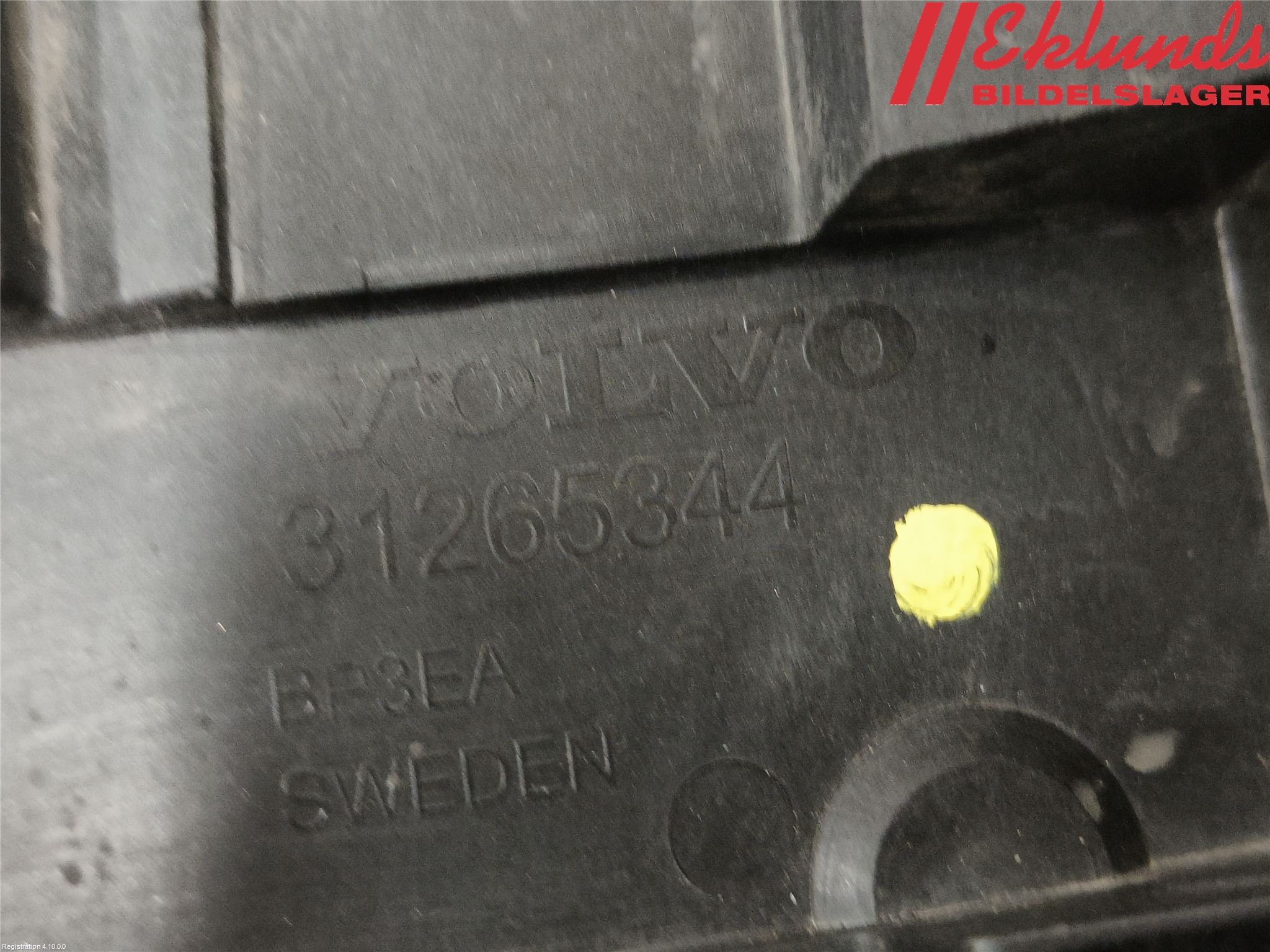 Volvo V70 08-13 Stötfångarfäste Fram Vä