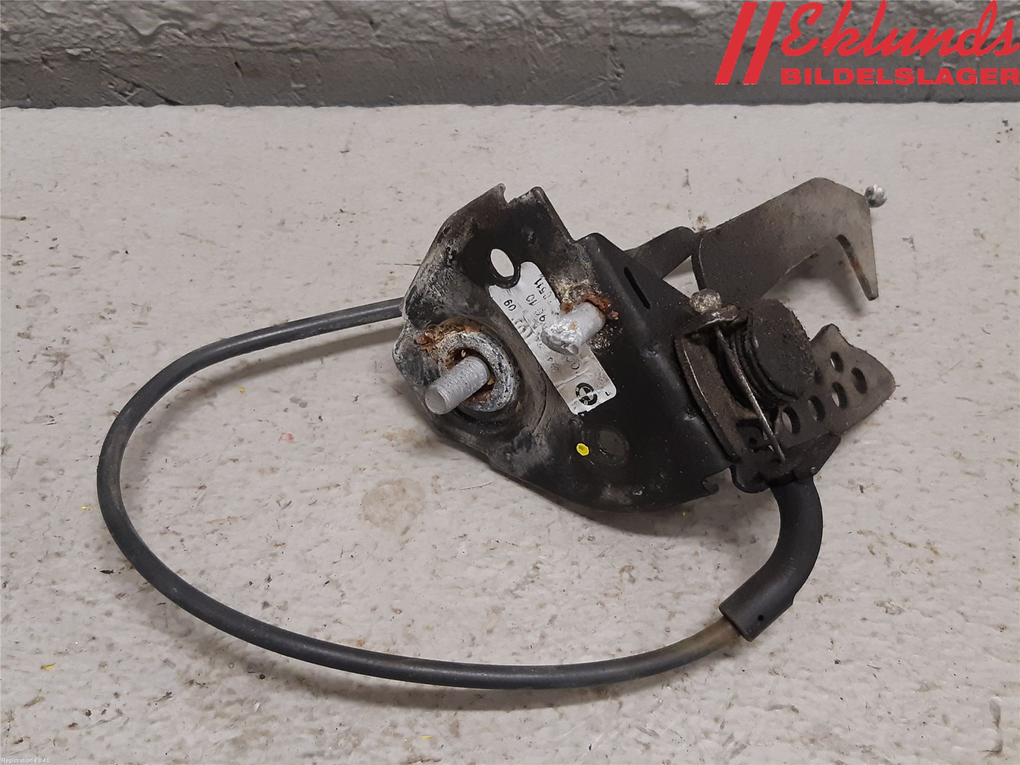BMW 5 F10/F11/F18 09-17 Huv Spärr