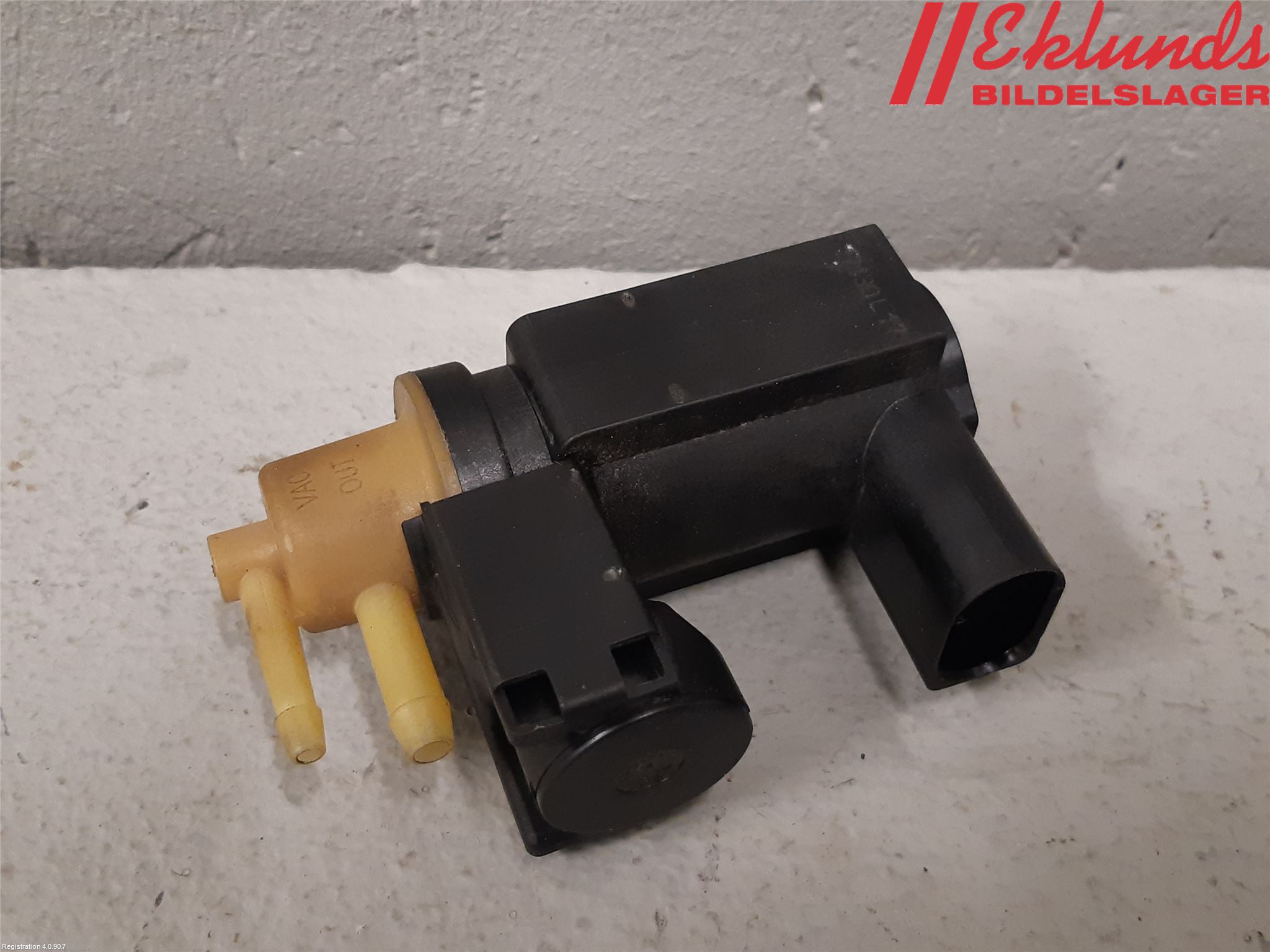 Volvo V90 17->> Vakuumventil