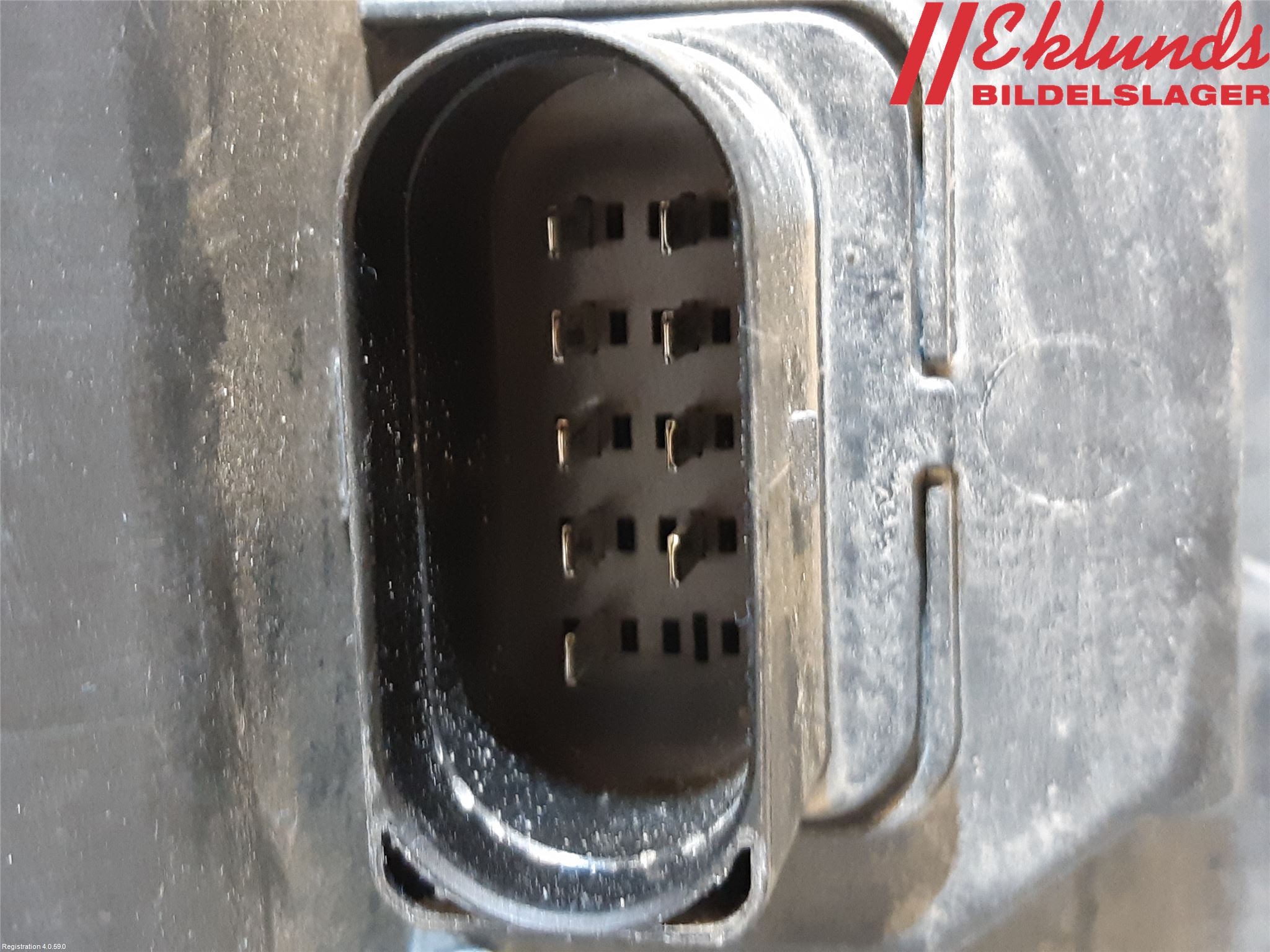 Volkswagen VW TRANSP/CARAVELLE (T5) 04-15 Strålkastare Vänster