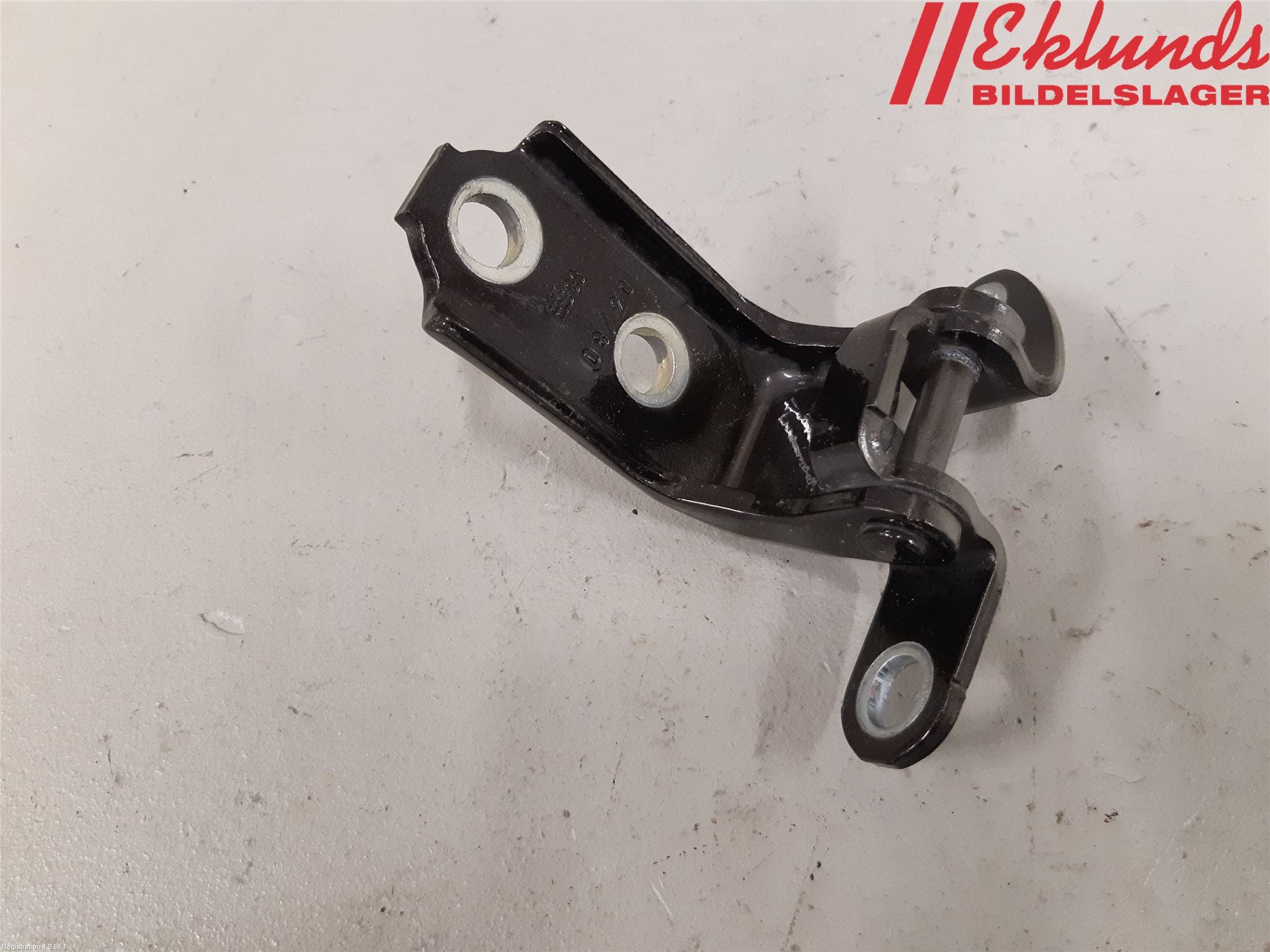 Toyota COROLLA 19- Dörrgångjärn