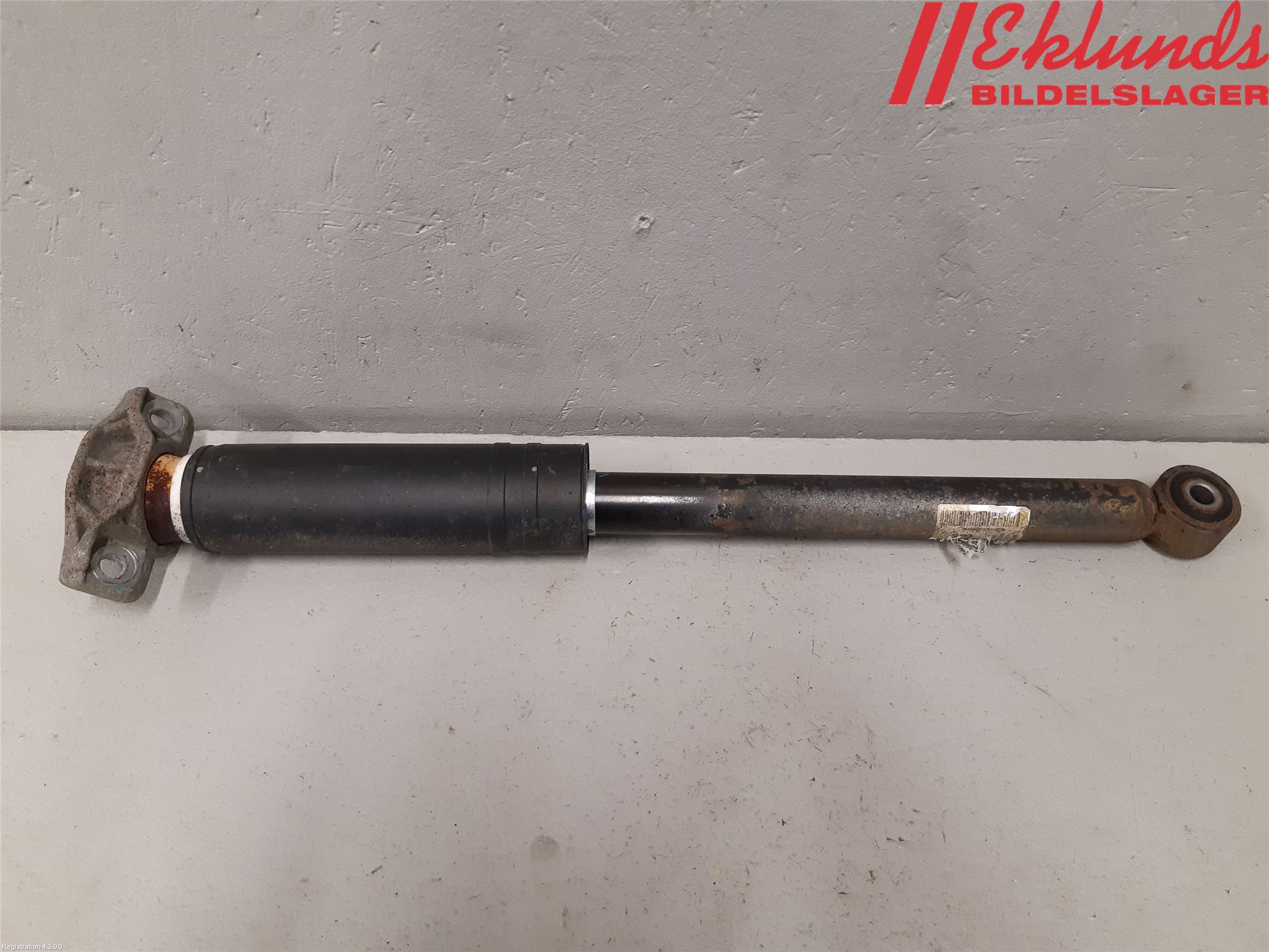 Opel ASTRA J 10-15 Stötdämpare Bak