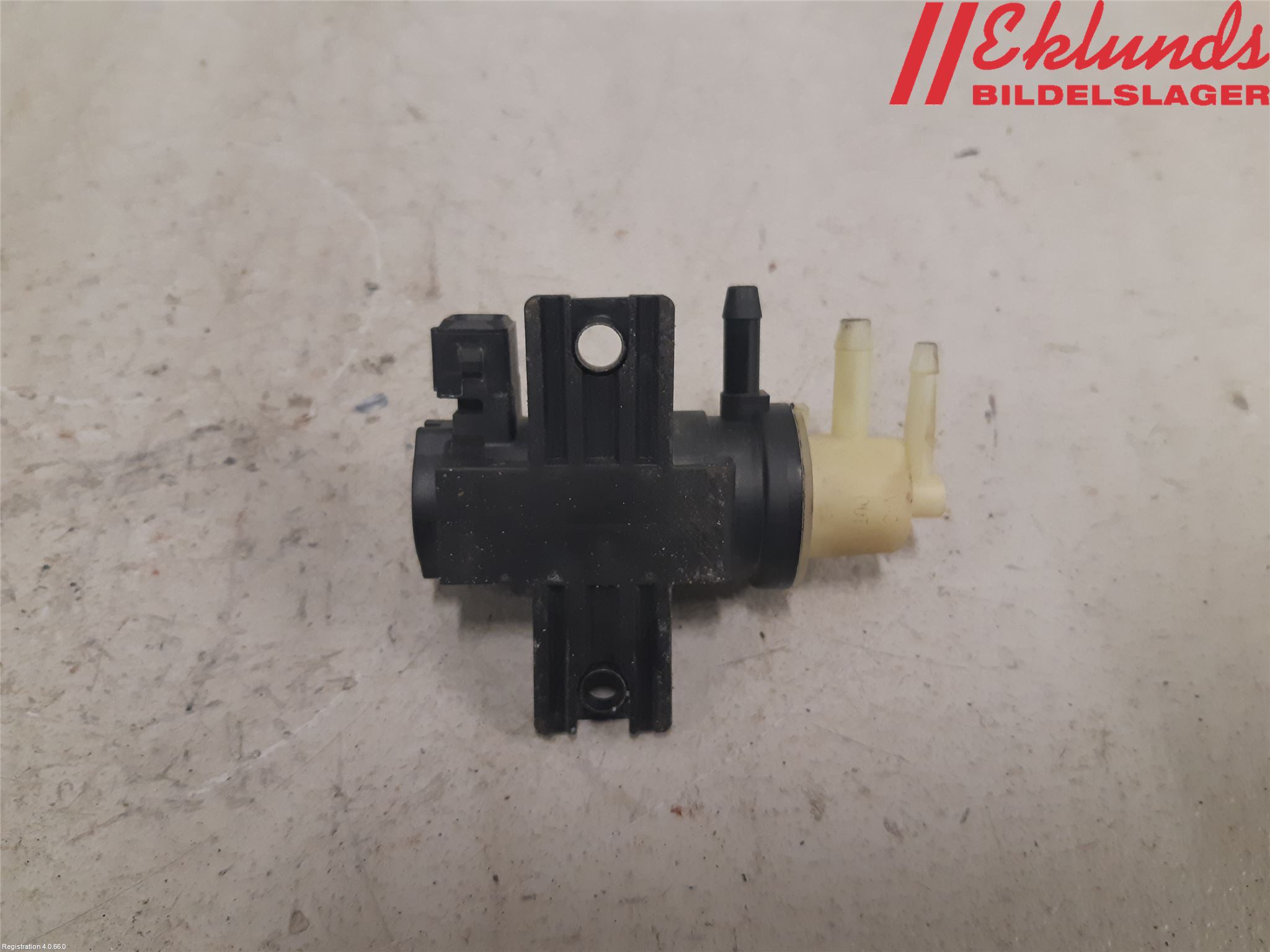 Nissan NV300 16-22 Vakuumventil