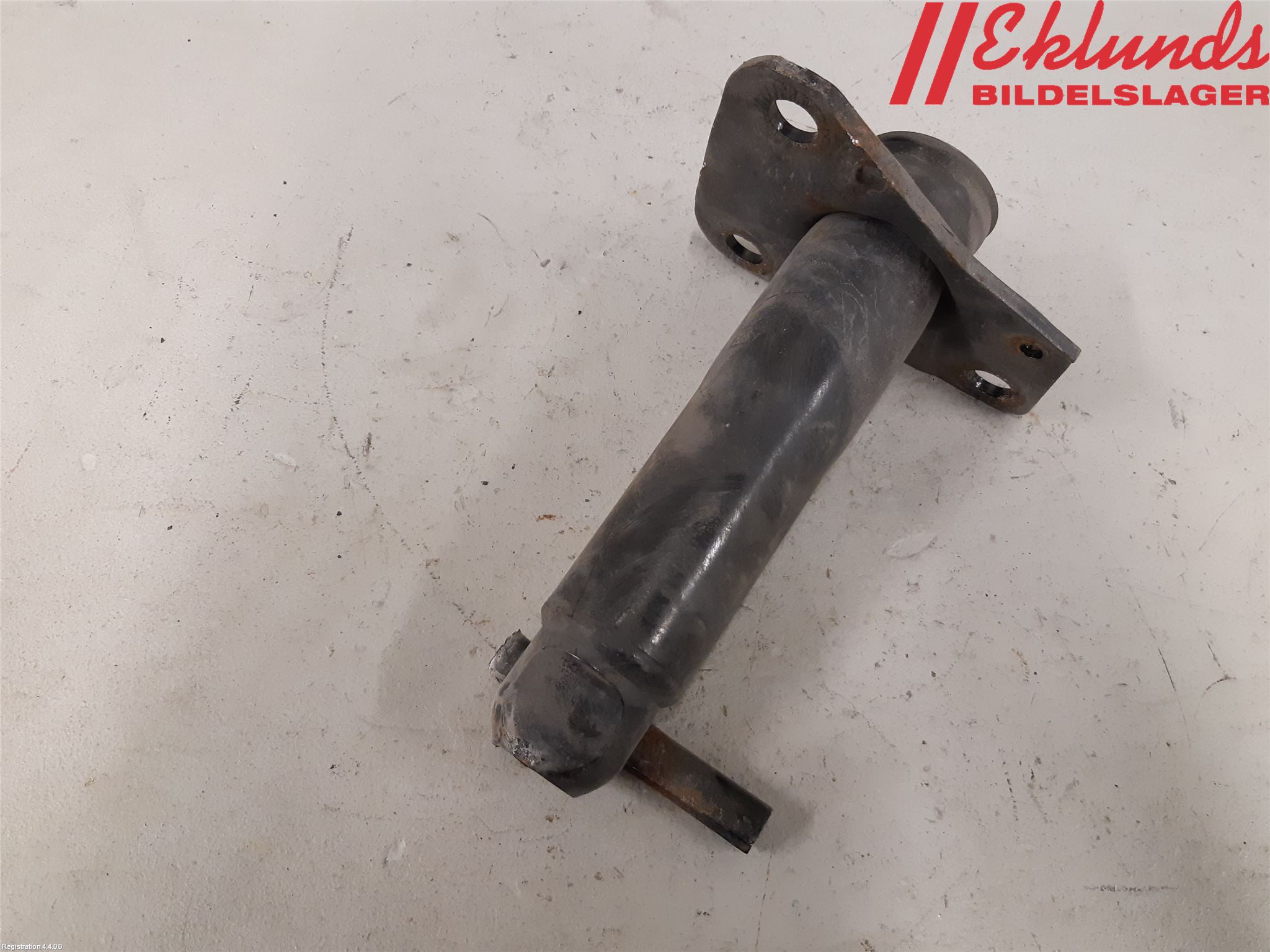 Audi A4/S4 05-07 Stötfångarbärjärn Fram