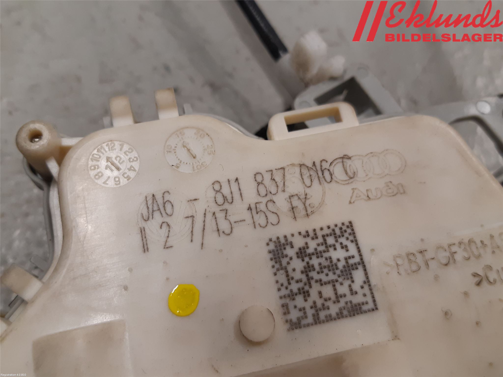 Audi A4 ALLROAD 09-16 Låskista-Dörrlås