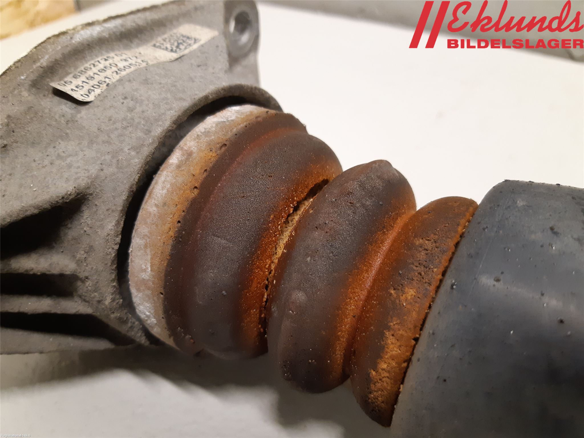 BMW 4 F32/F33/F82/F83 13-20 Stötdämpare Bak