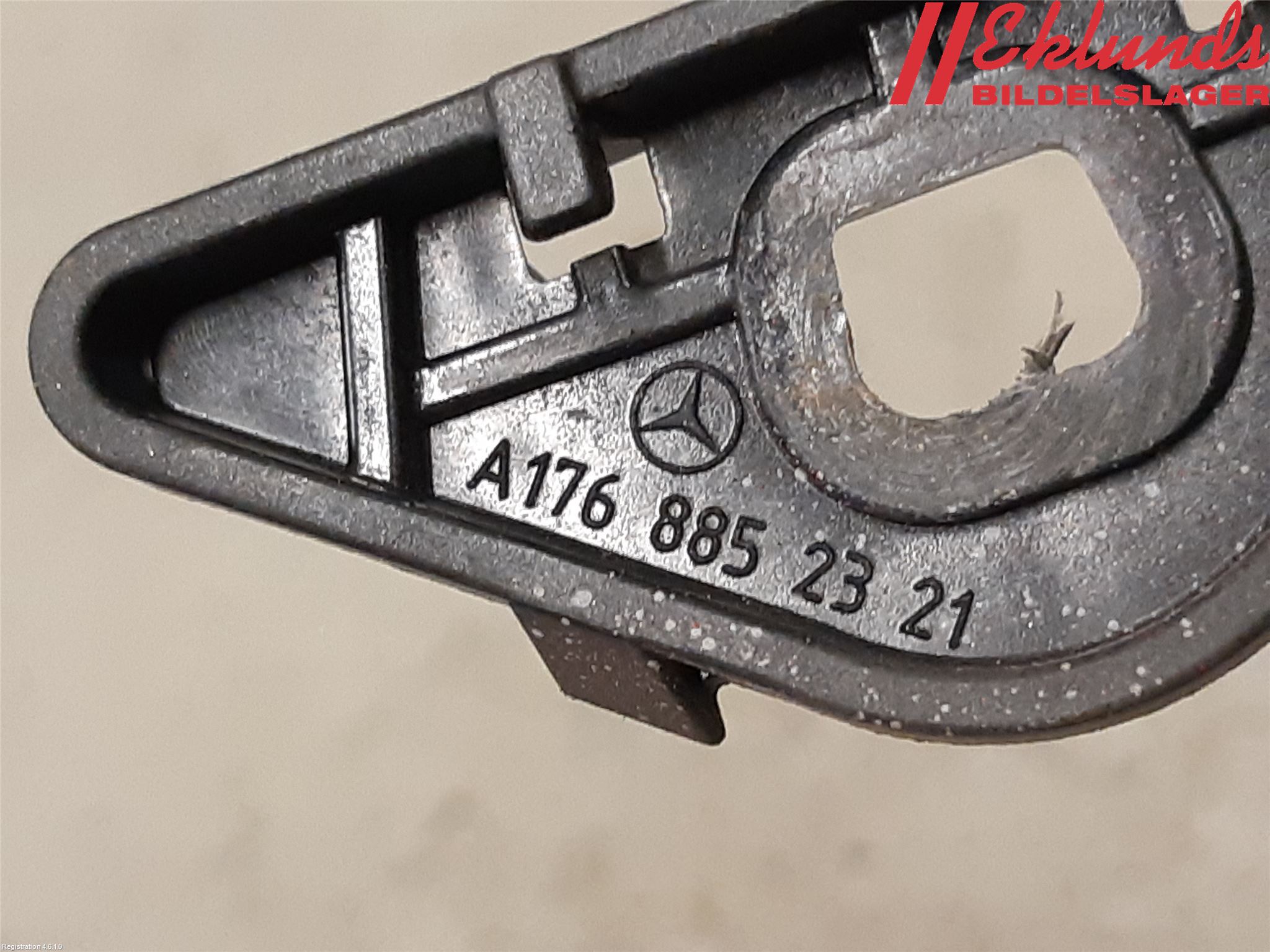 Mercedes-Benz MB A-KLASS (W176) 13-18 Stötfångarfäste Fram Vä