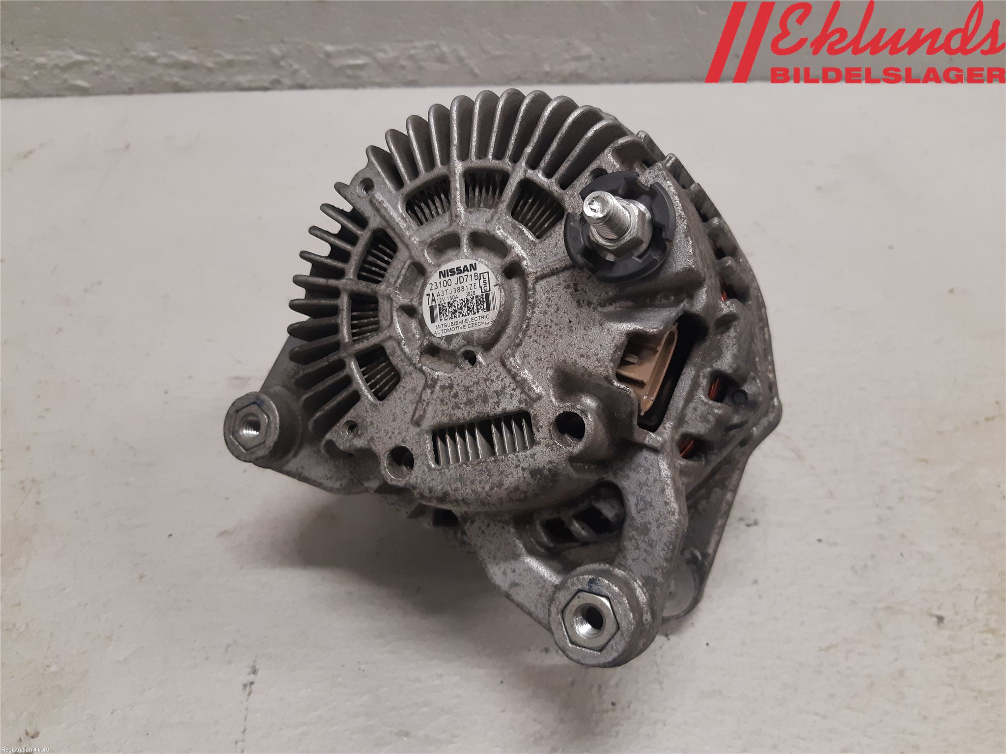 Nissan QASHQAI+2  10-14 Generator