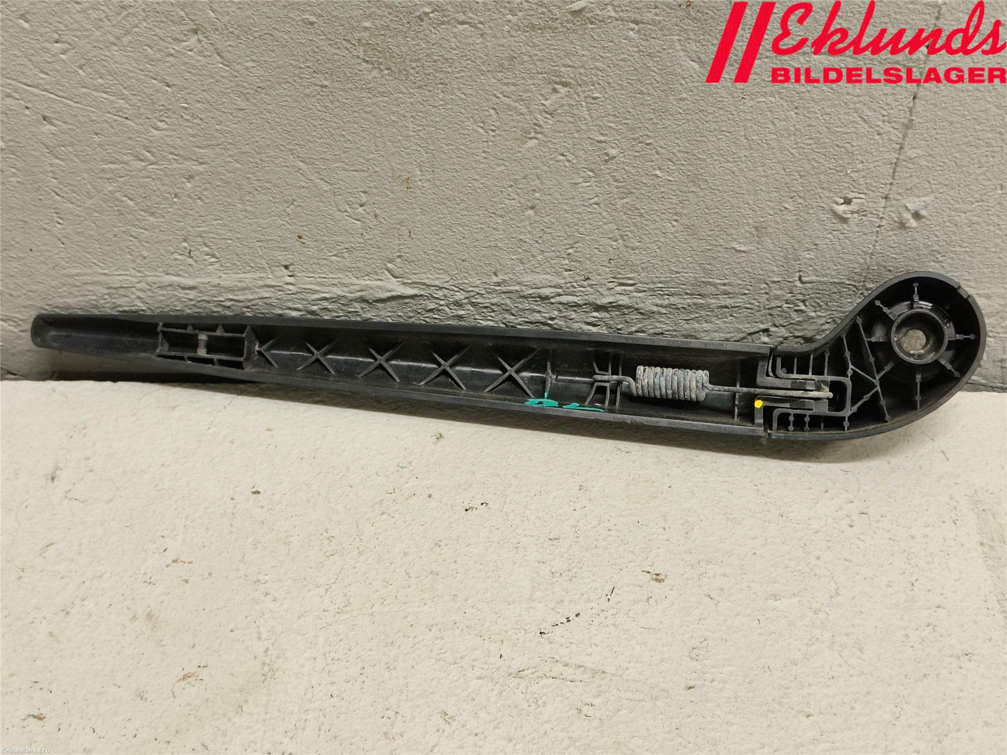 Volvo V70 08-13 Torkararm-Bakruta