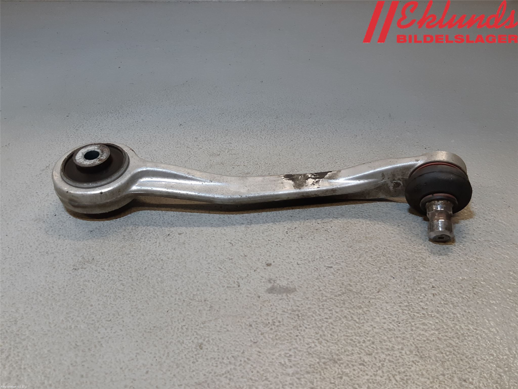 Audi A5 07-16 Bärarm Fram Övre Hö