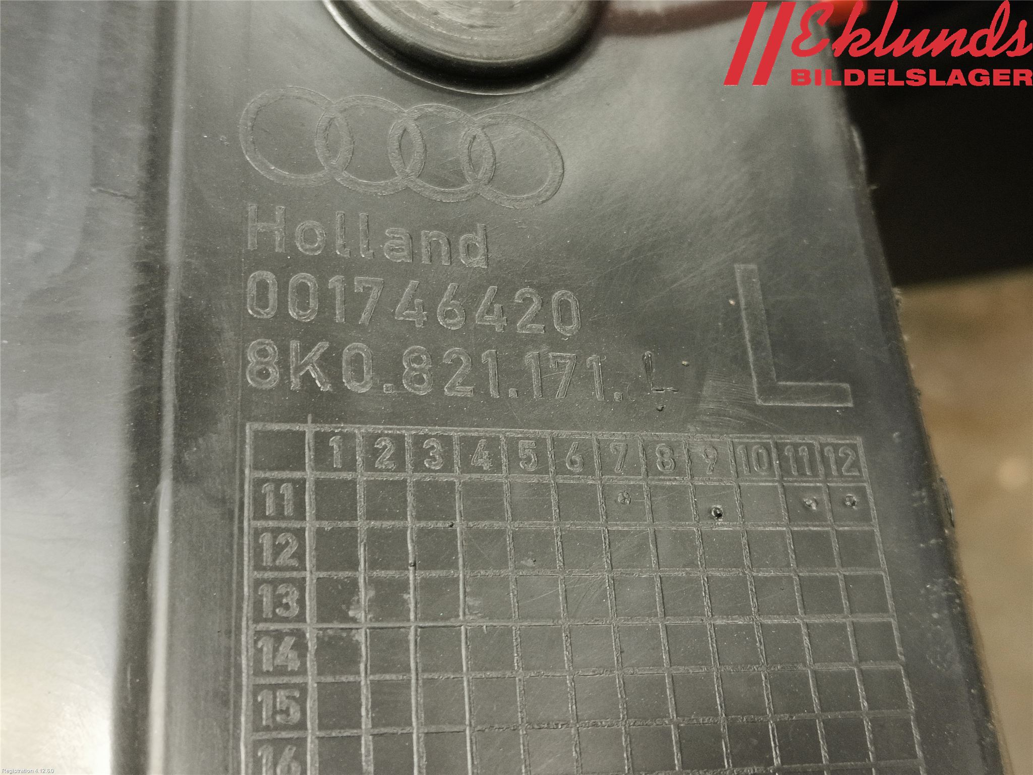 Audi A4/S4 08-11 Skärm Inner