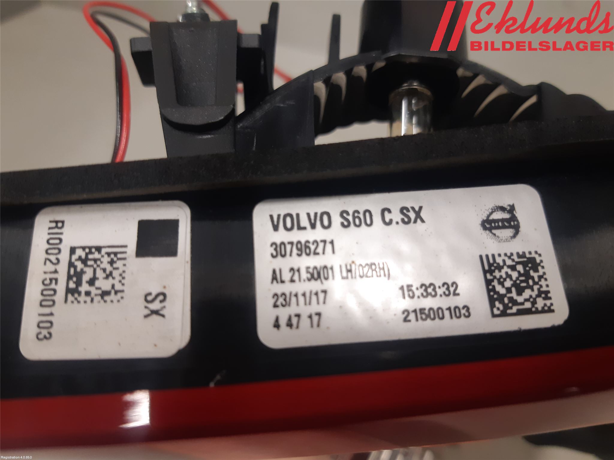 Volvo S60 14-18 Bakljus Lucka Vä