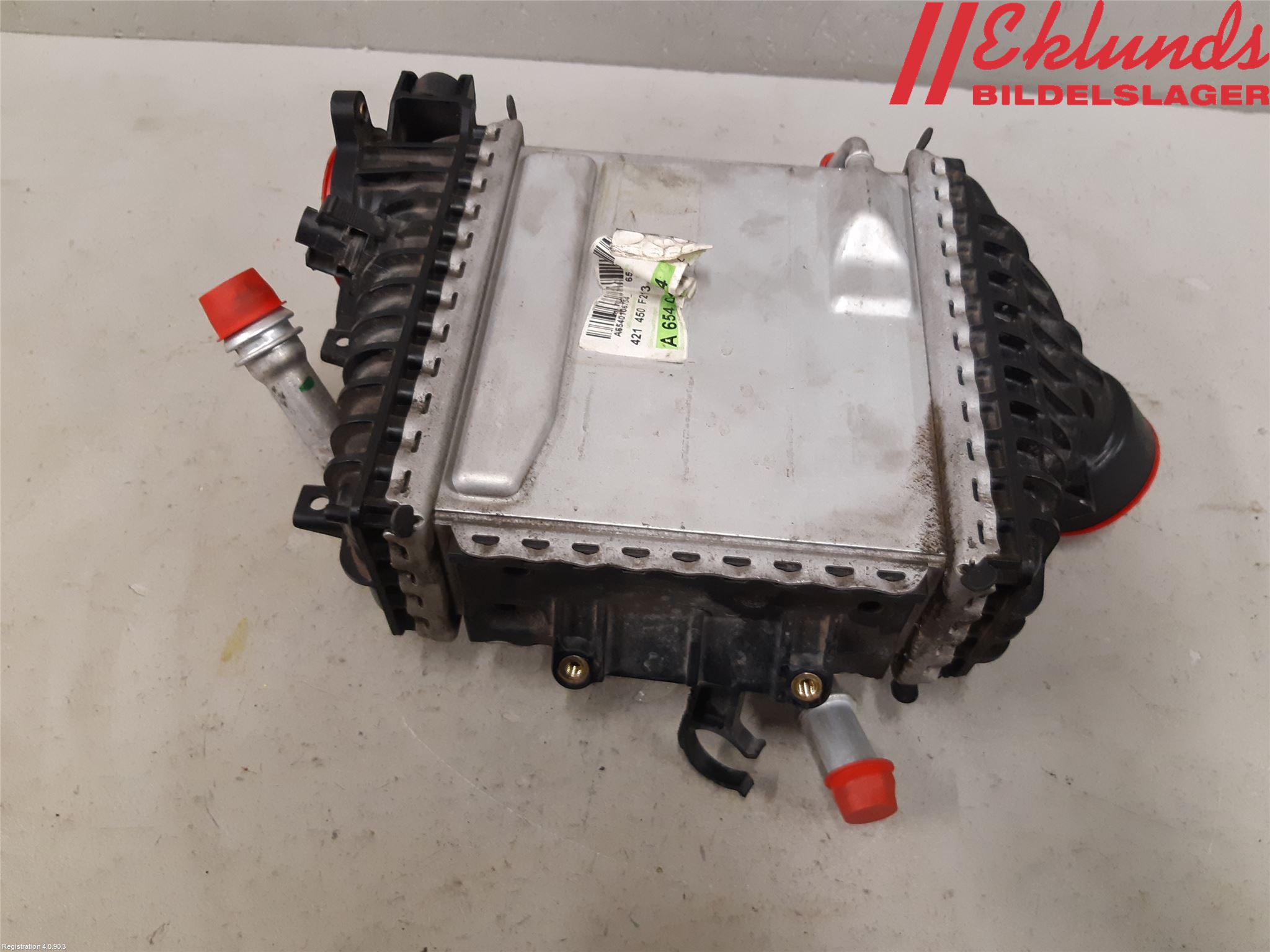 Mercedes-Benz MB E-KLASS (W213) 16-23 Laddluft-Intercooler Kyl