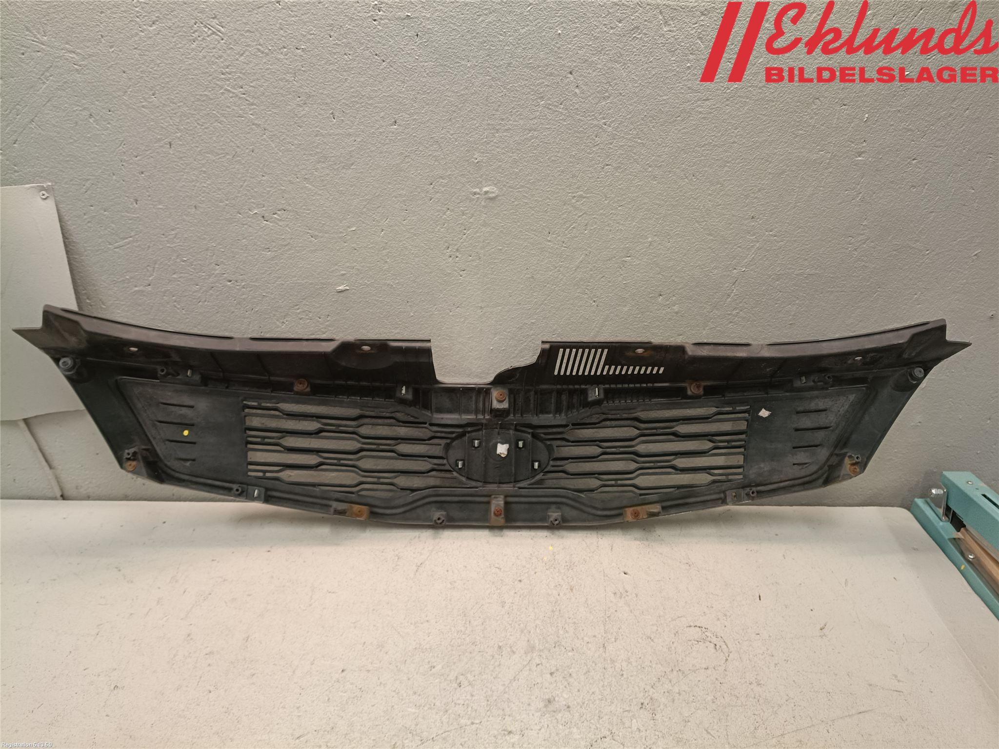 Kia CEED 06-12 Grill Komp