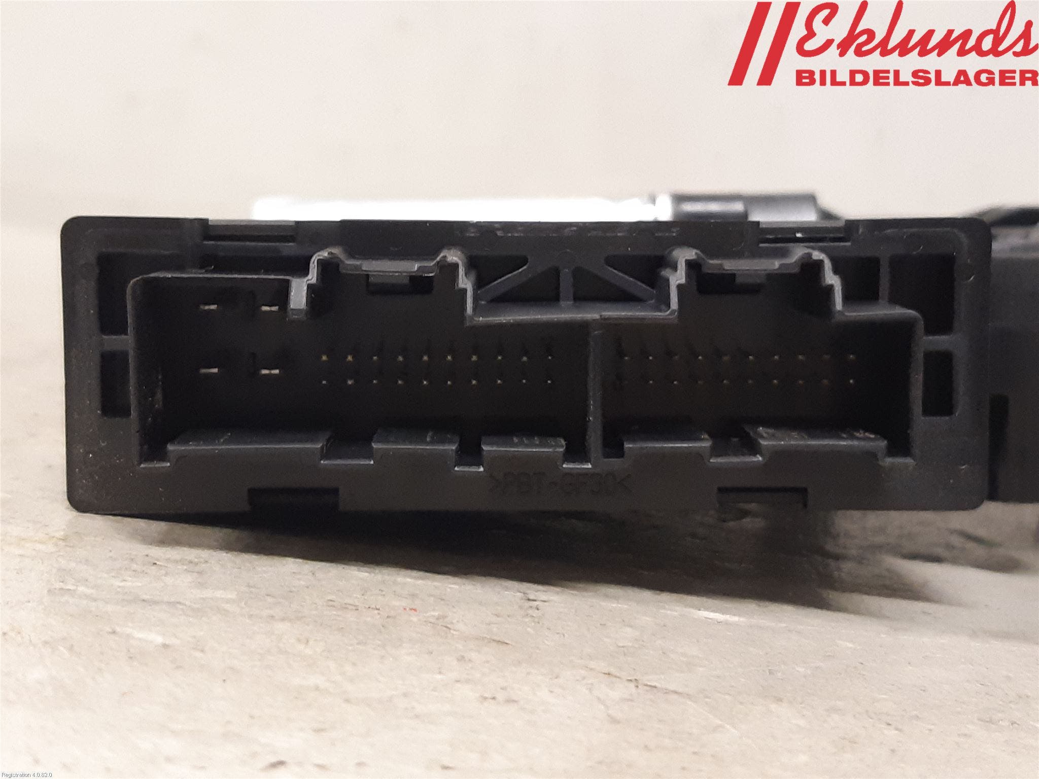 Volvo V90 17->> Fönsterhissmotor