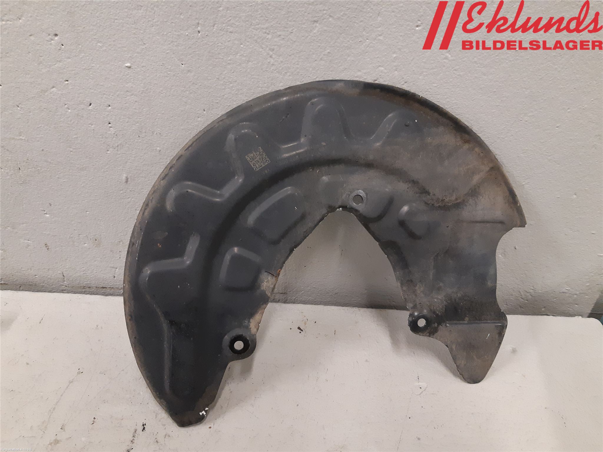 Volkswagen VW PASSAT 15-19 Bromssköld Fram