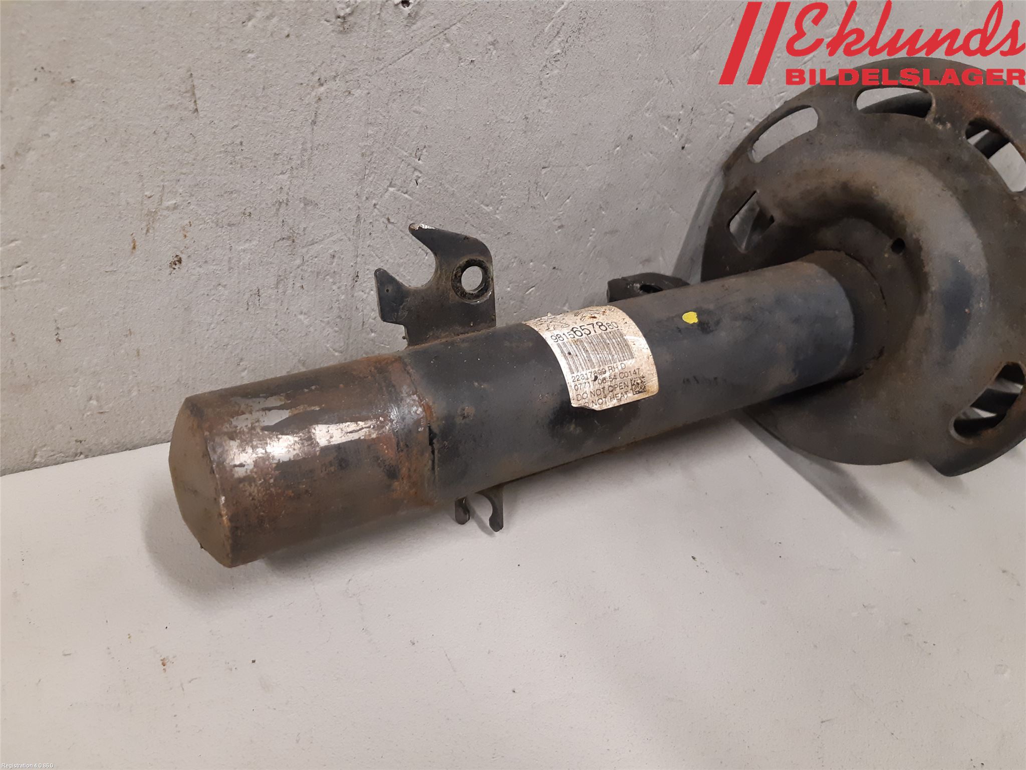 Citroen COTROEN C3 17-24 Fjäderben Fram Höger