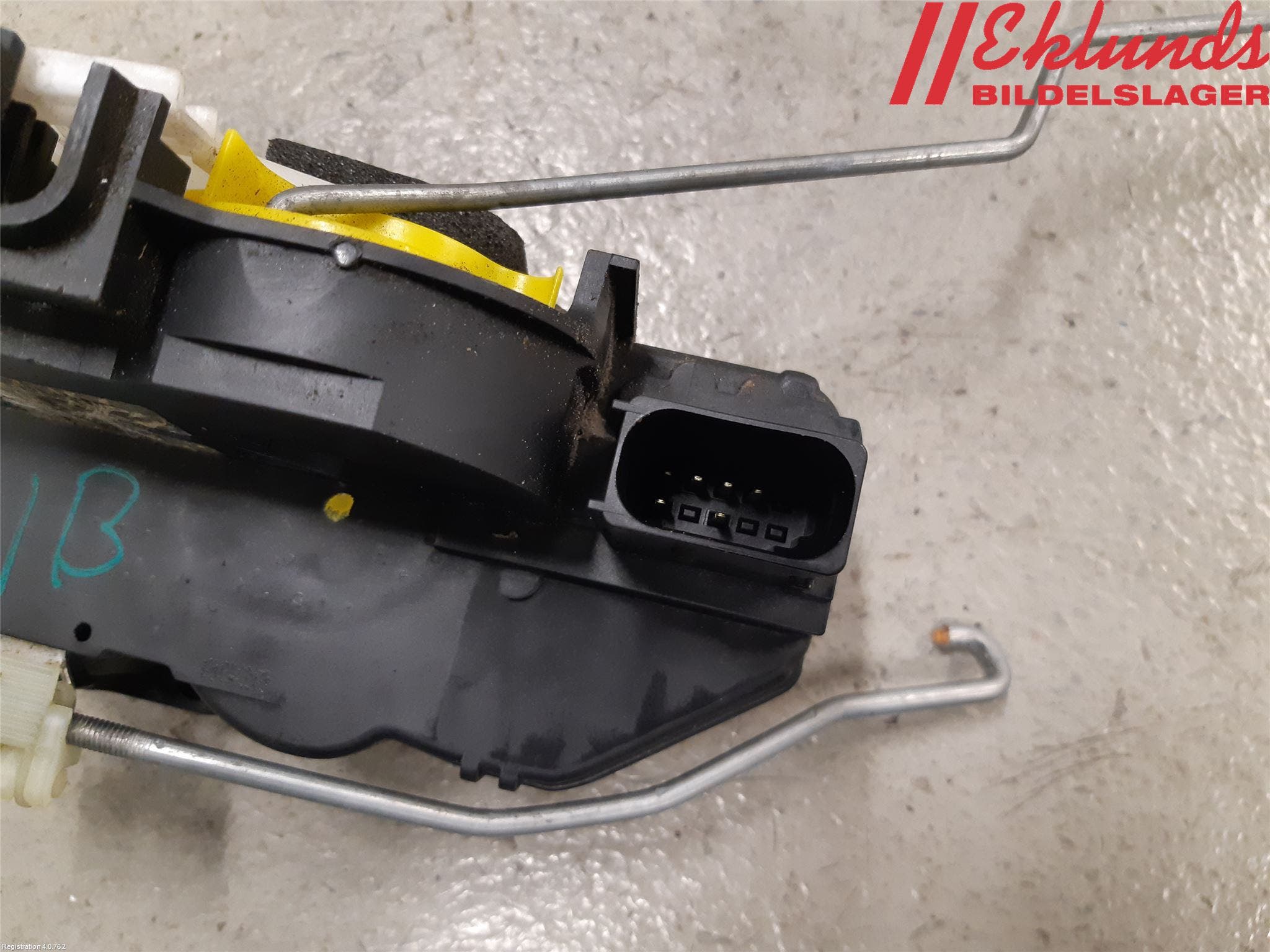 Opel ASTRA J 10-15 Låskista-Dörrlås