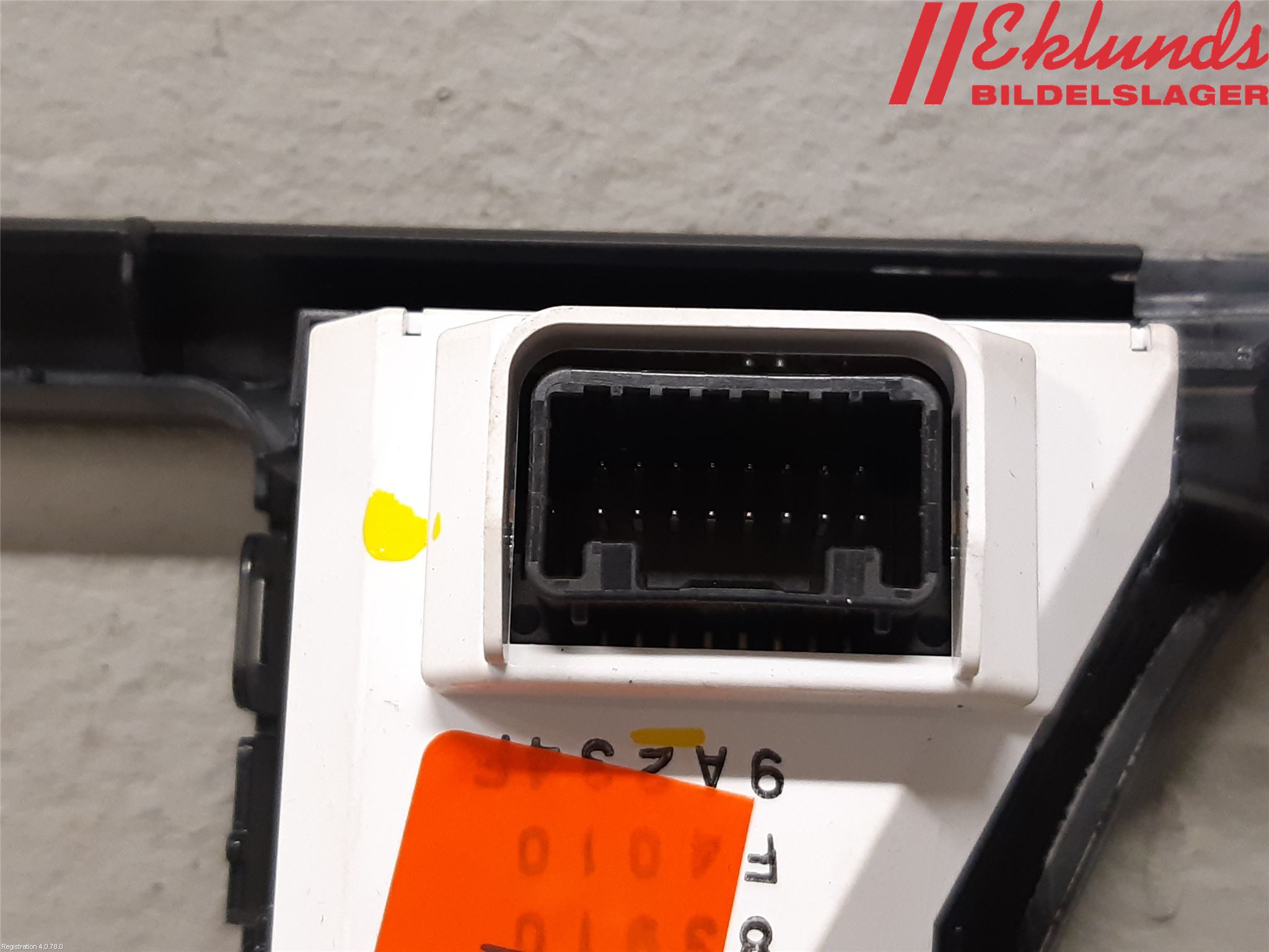 Toyota C-HR 16-23 Instrument Klocka