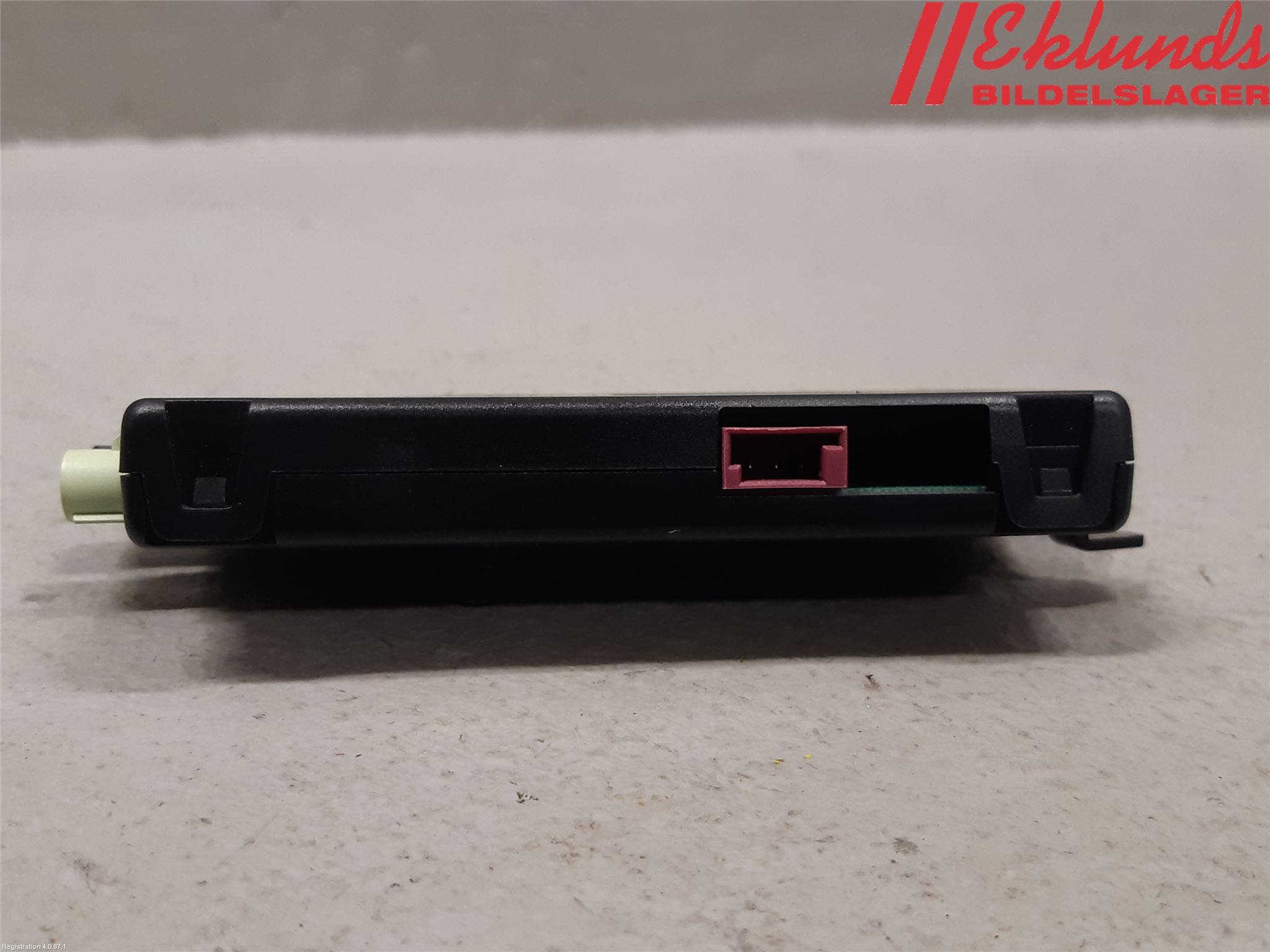 BMW 5 G30/G31/F90 17-23 Antennförstärkare