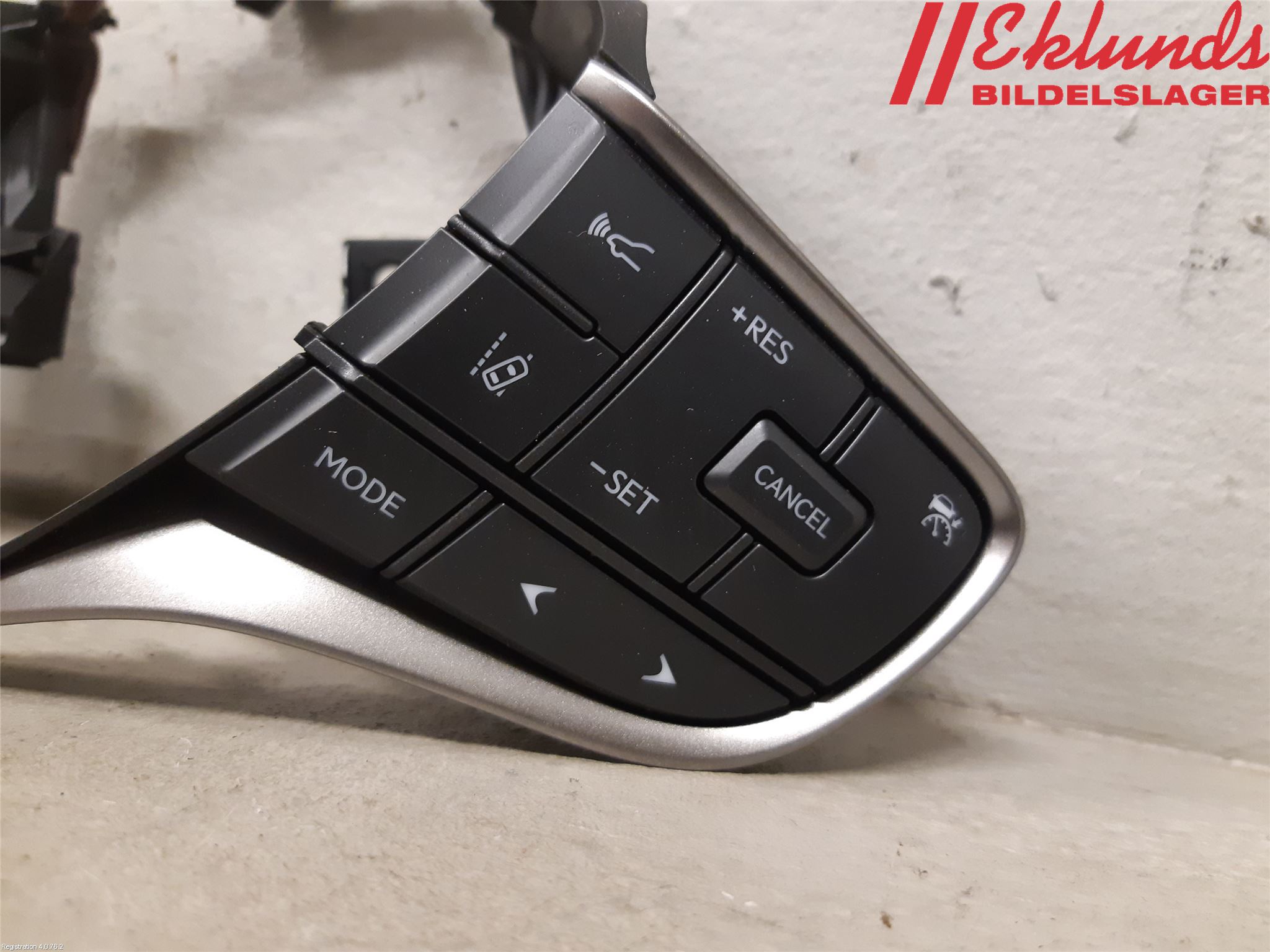 Lexus UX/300e 19- Spak-Rattreglage Radio