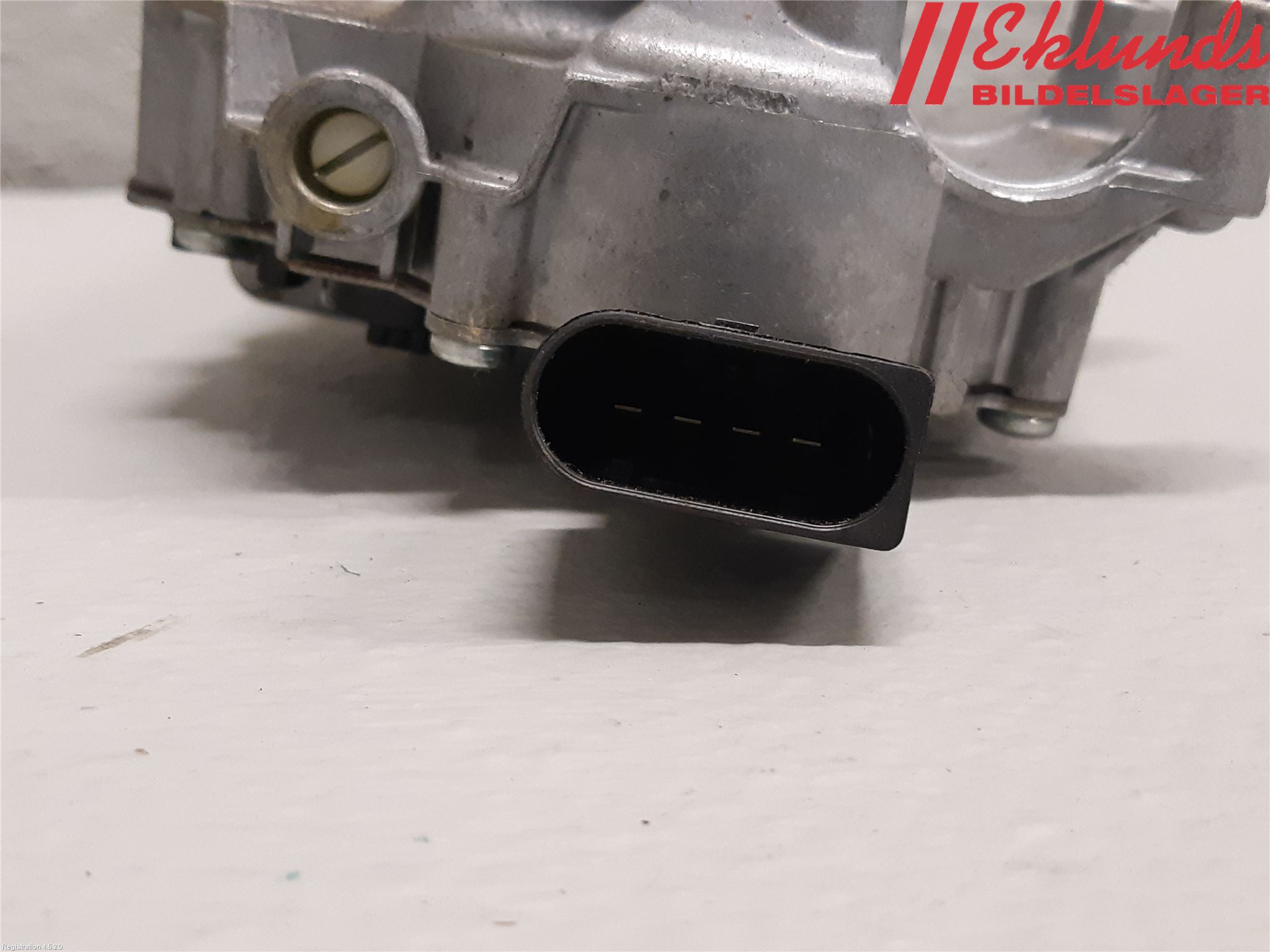 BMW 3 E90/91 SED/TOU 05-12 Torkarmotor Vindruta
