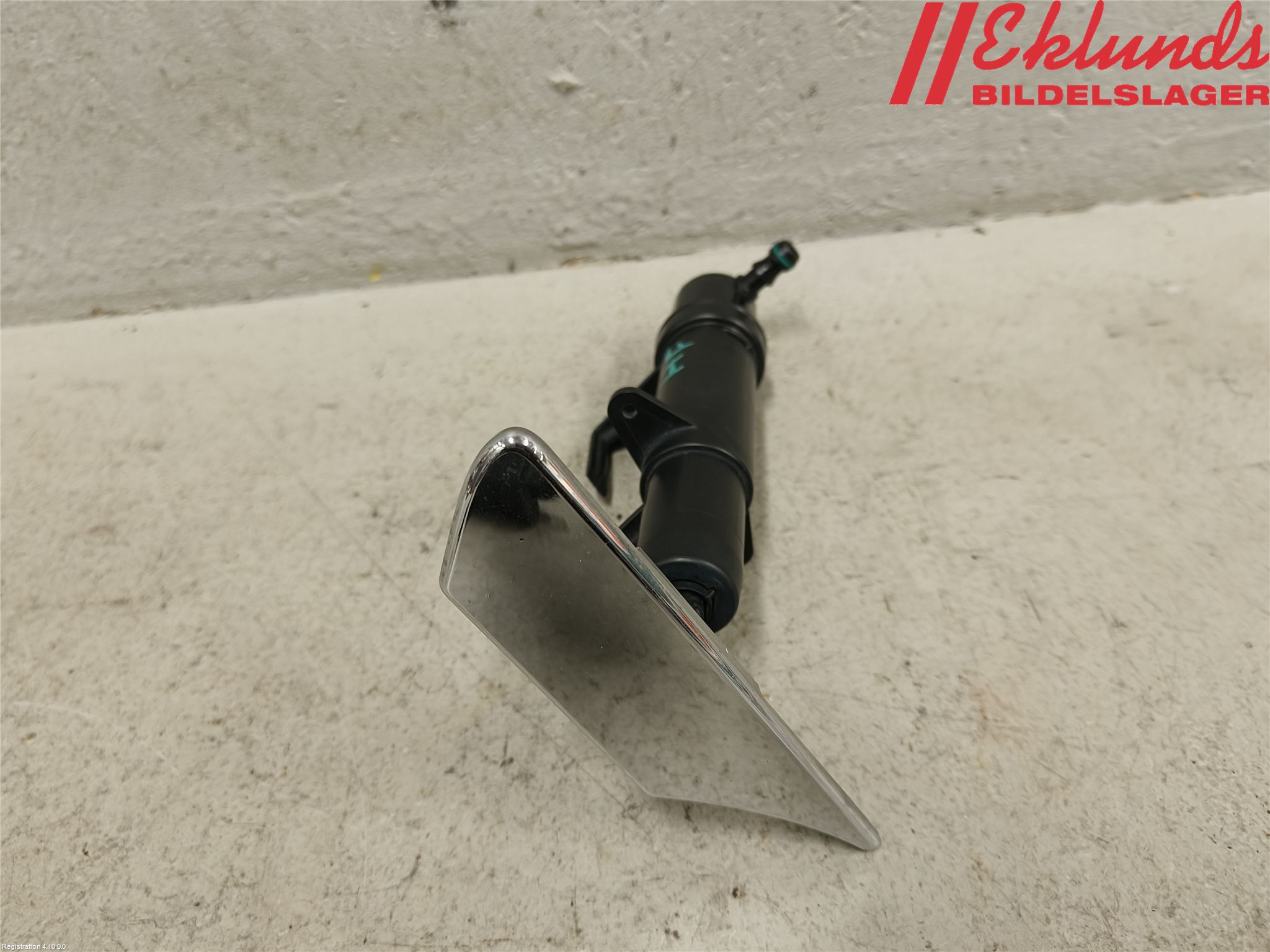 Ford KUGA 08-12 Spolarmunstycke Strålkastare