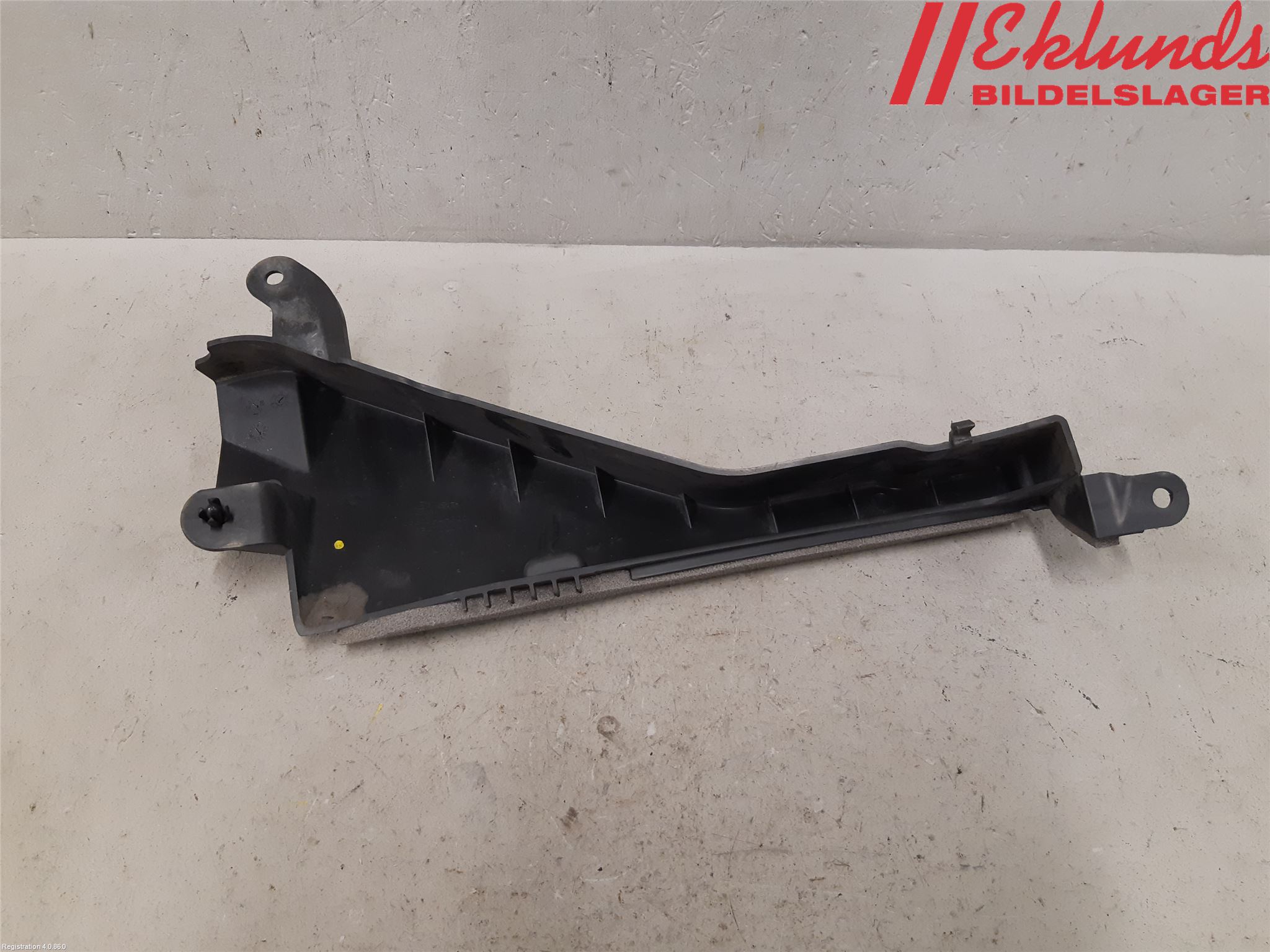 Hyundai H-1/STAREX 08-21 Deflektor Plåt-Plast Kylning