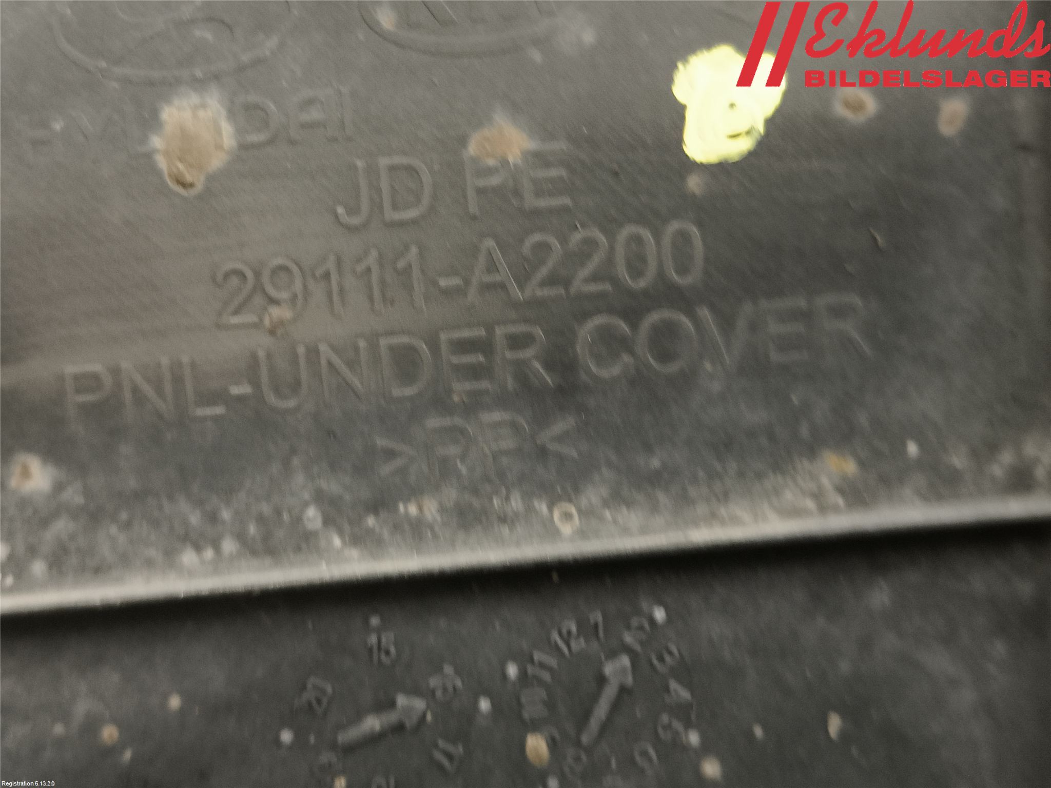Kia CEED 12-18 Hasplåt Plåt-Plast