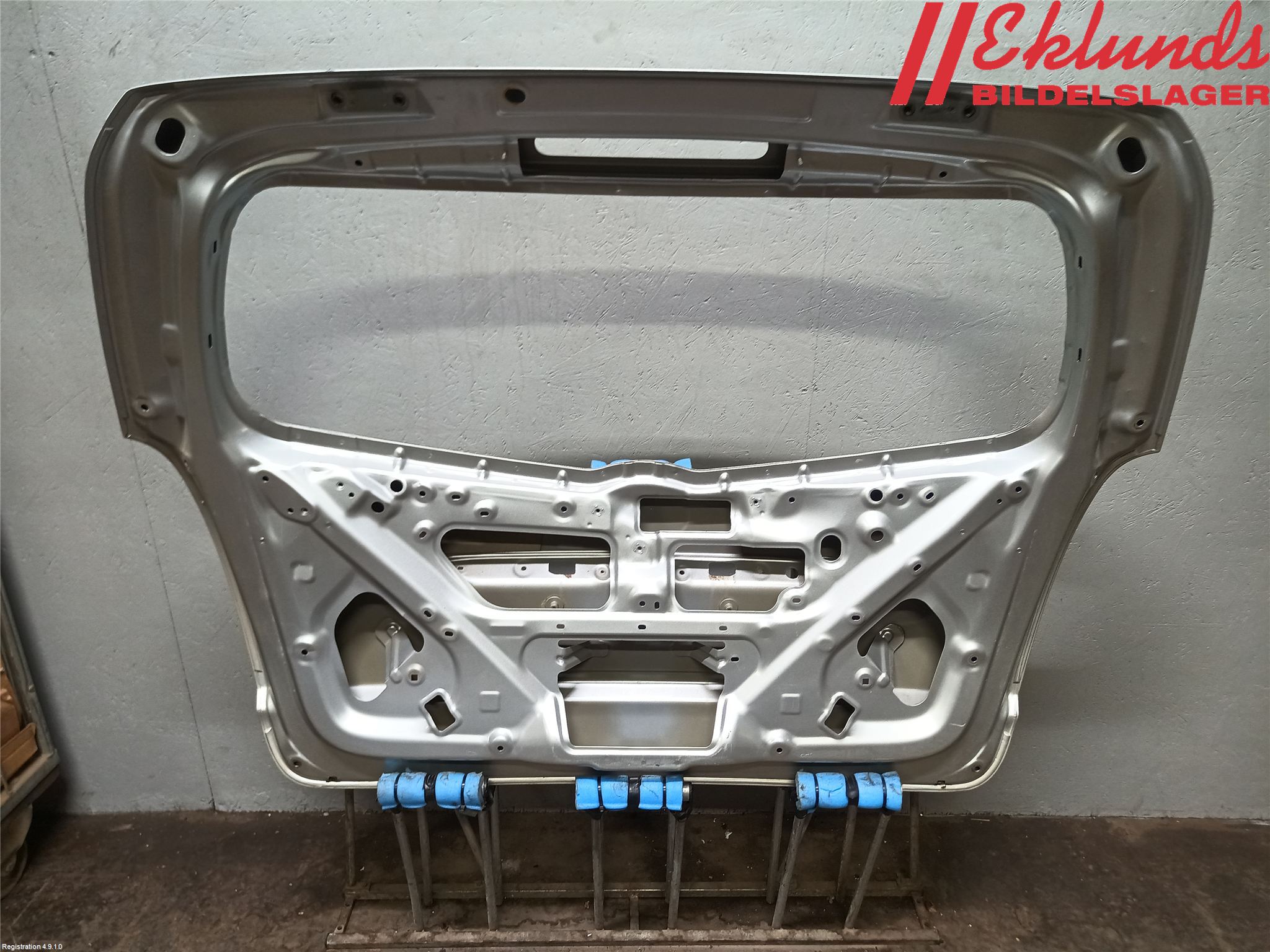 Toyota COROLLA VERSO 04-07 Baklucka Kombi