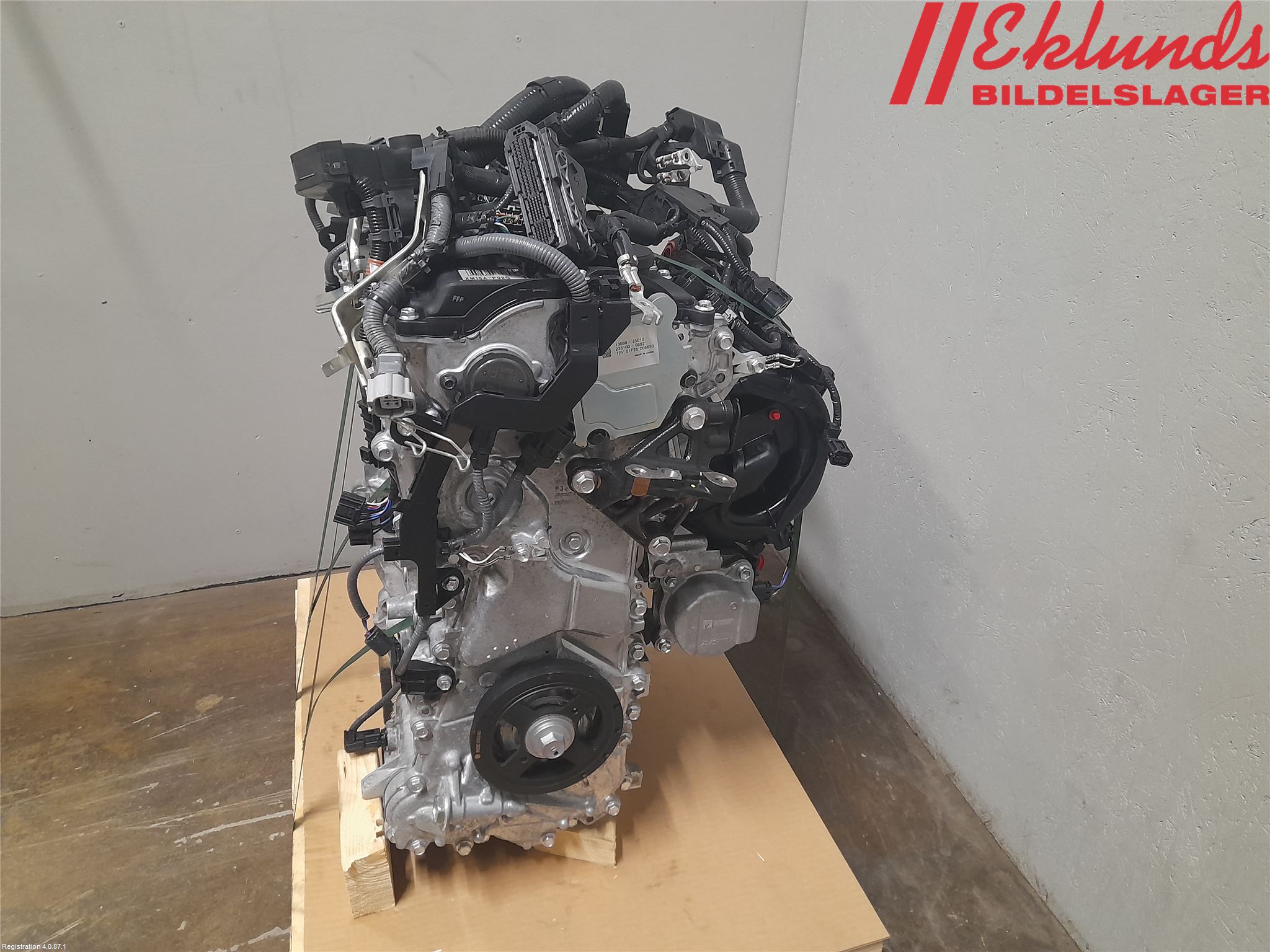 Toyota YARIS CROSS XP21 21- Motor Bensin