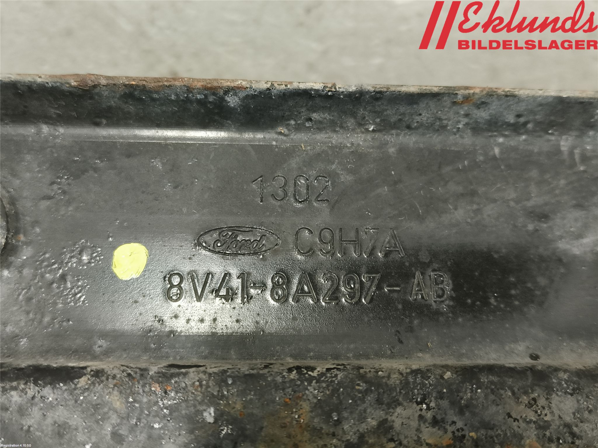 Ford KUGA 08-12 Kylarfäste-Ram-Balk
