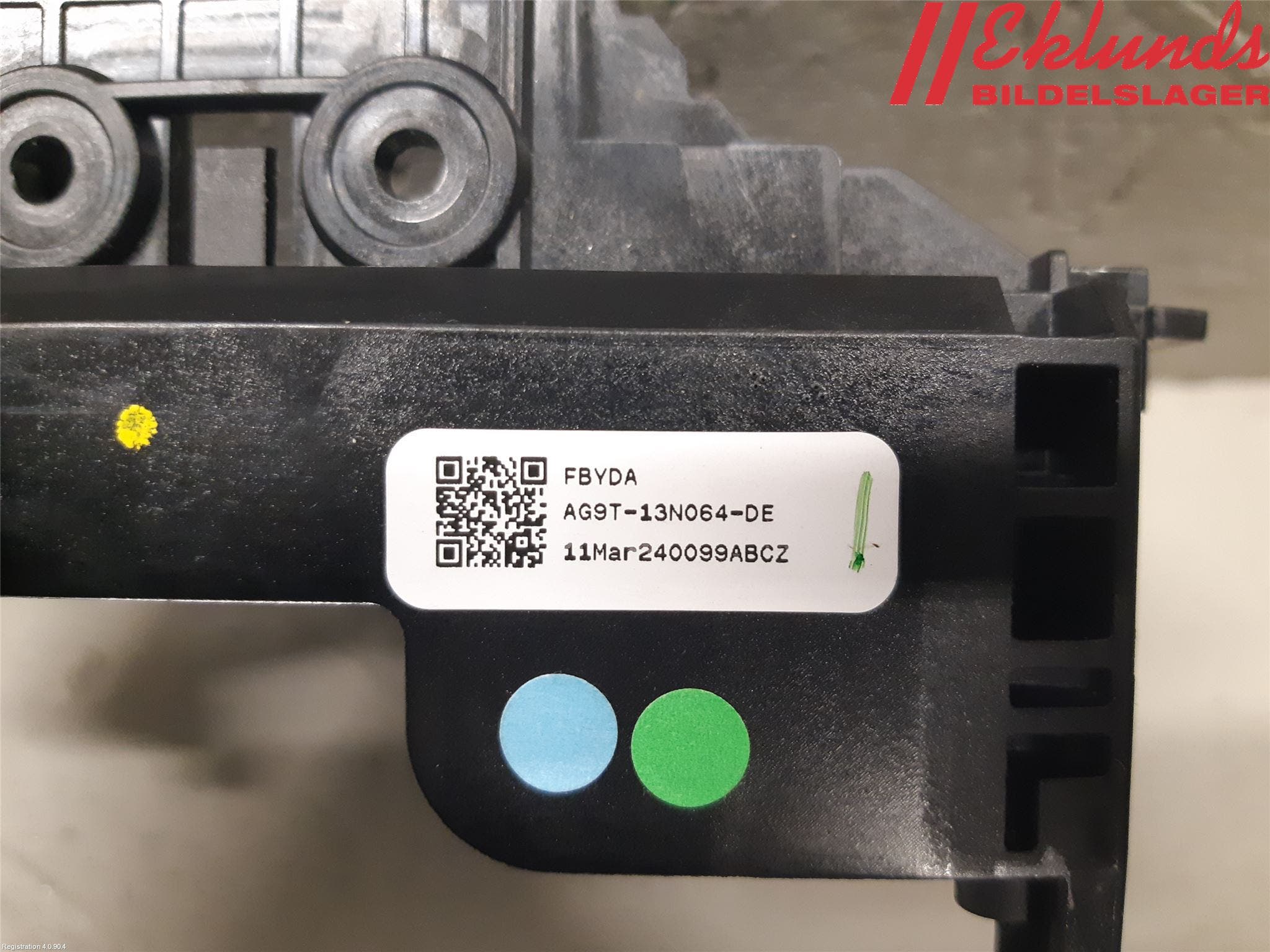 Ford MONDEO 07-15 Spak Konsoll-Fäste