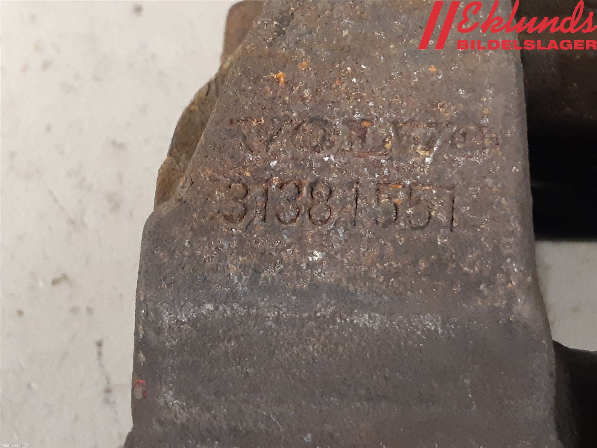 Volvo V90 17->> Bromsok Fram Vänster