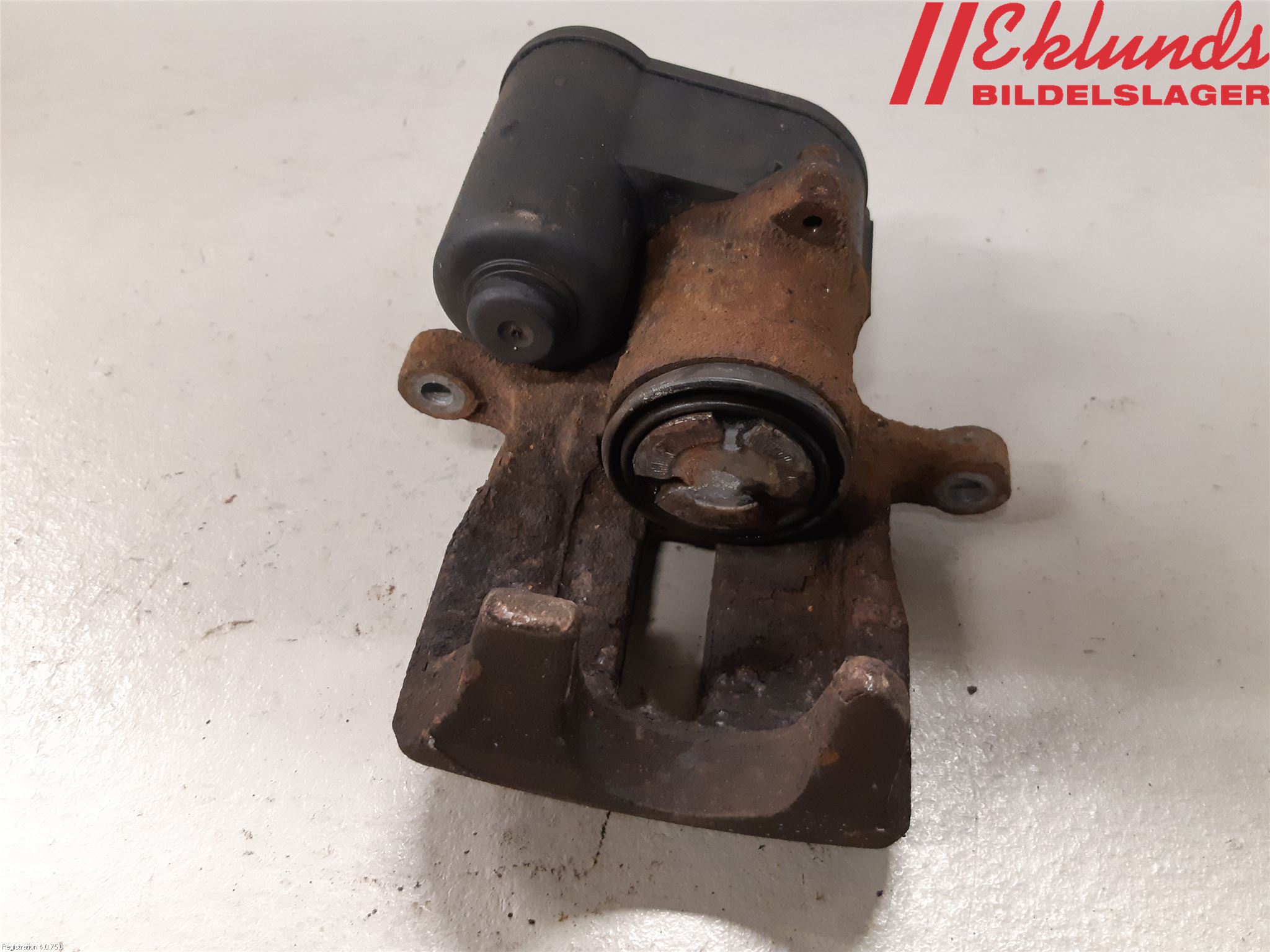 Volkswagen VW PASSAT 11-14 Bromsok Bak Vänster