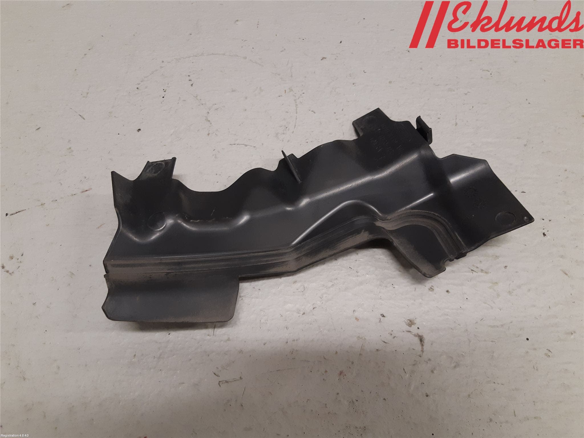 Ford TRANSIT/TOURNEO CONNECT 13-22 Deflektor Plåt-Plast Kylning