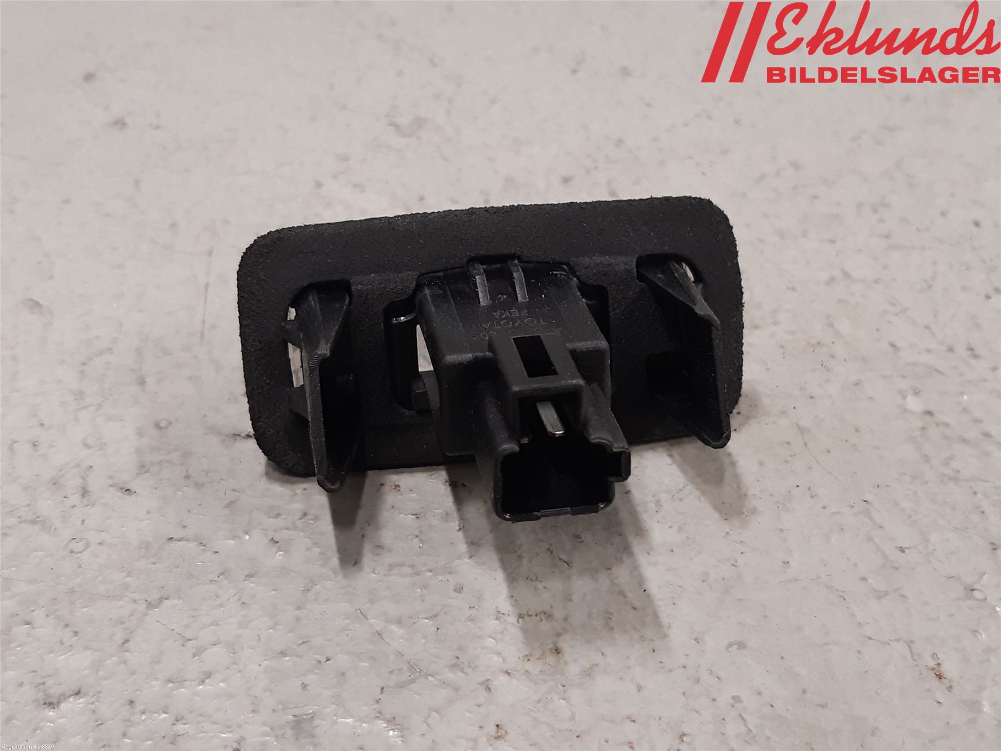 Toyota AURIS 13-19 Skylt Belysning