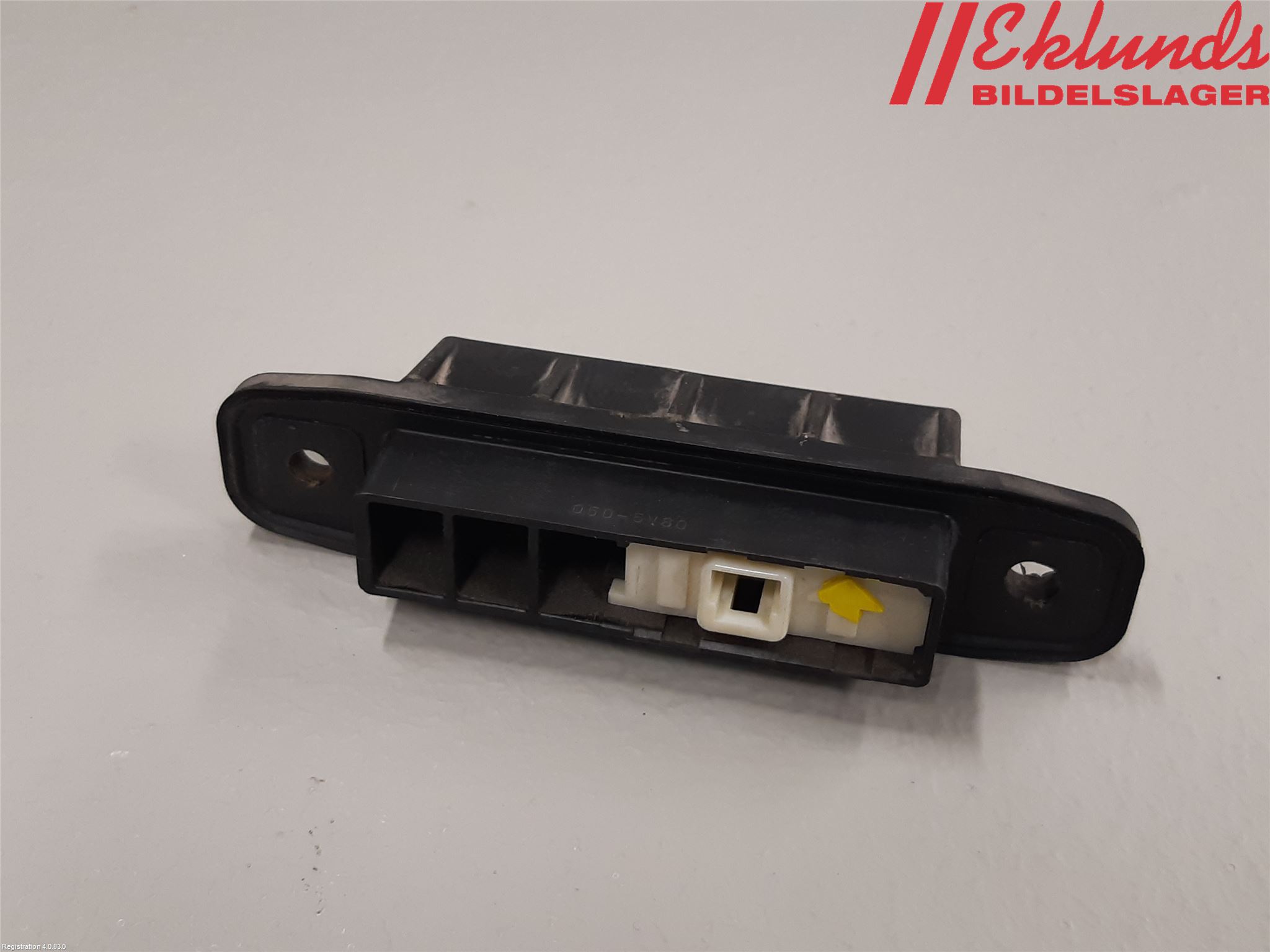 Toyota AVENSIS 09-15 Bakluckehandtag
