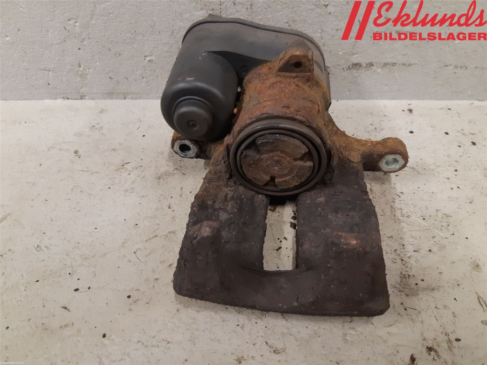 Volvo V70 14-16 Bromsok Bak Höger